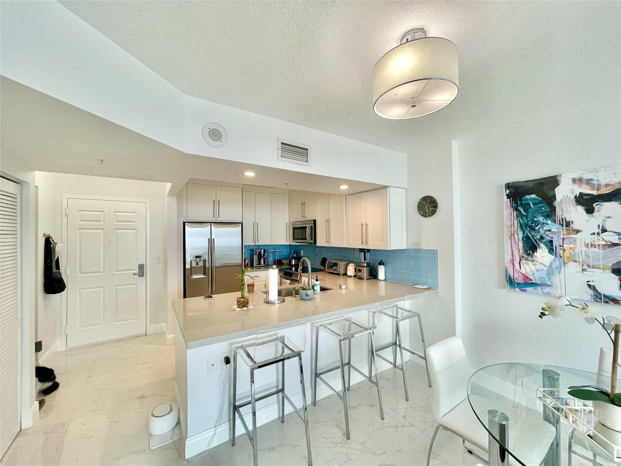 3020 NE 32nd Ave 905