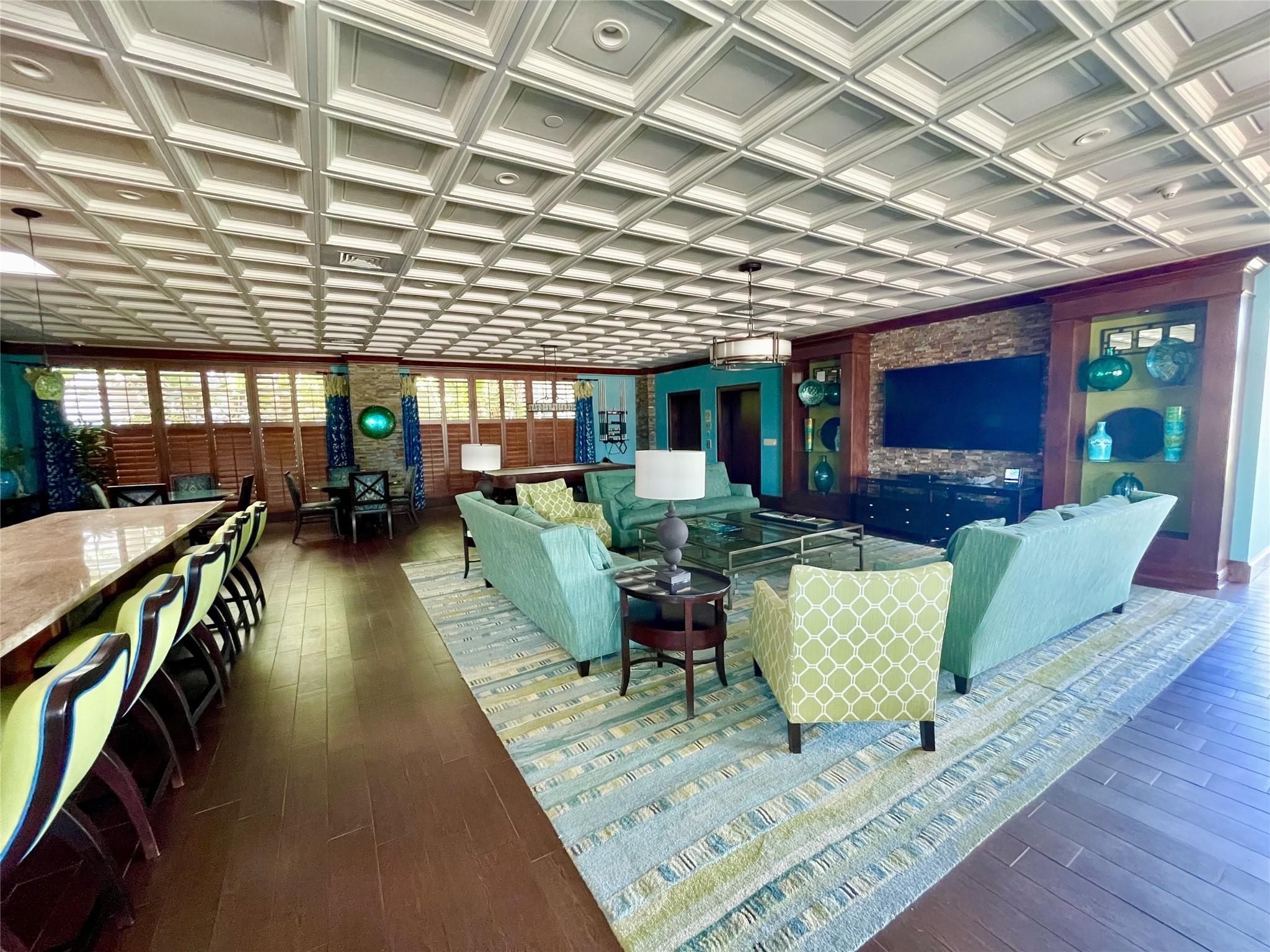 3020 NE 32nd Ave 905