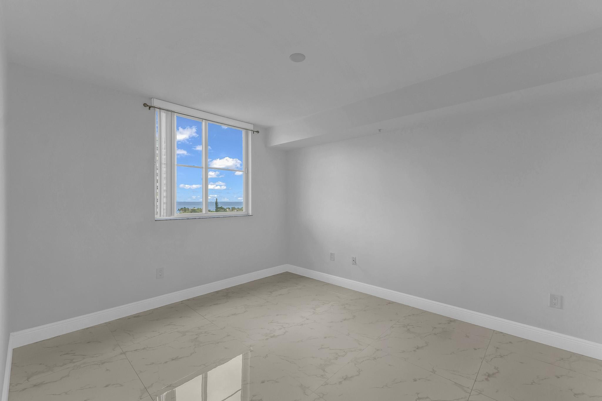 3020 NE 32nd Ave 905