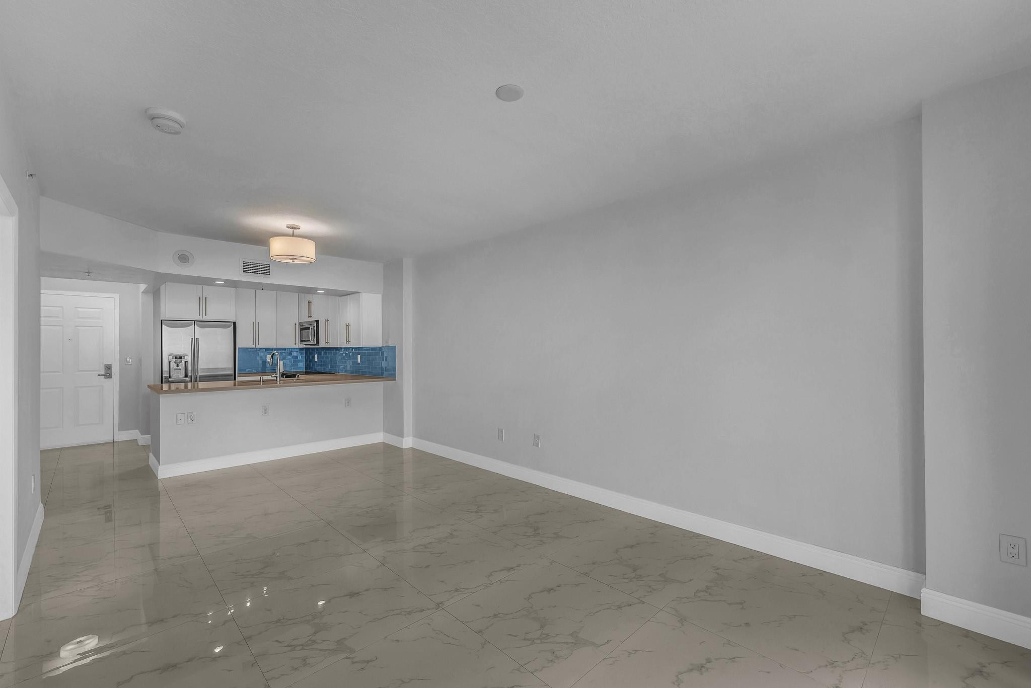 3020 NE 32nd Ave 905