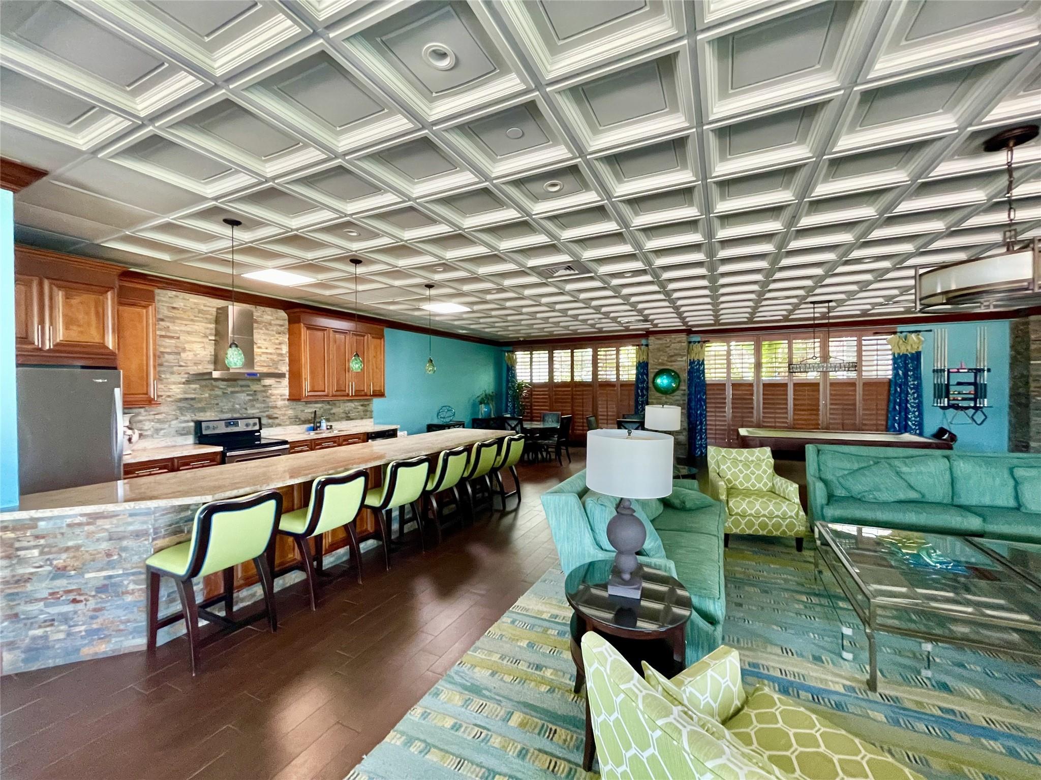 3020 NE 32nd Ave 905