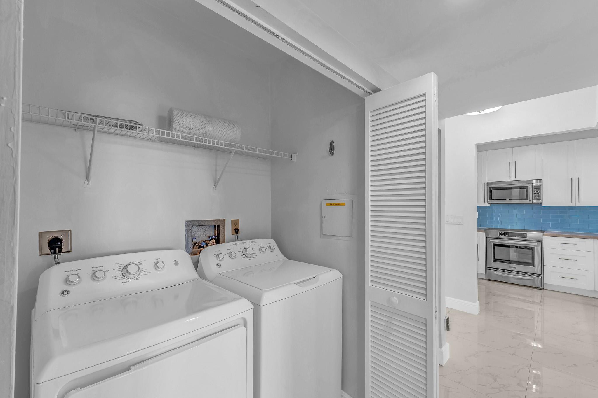 3020 NE 32nd Ave 905