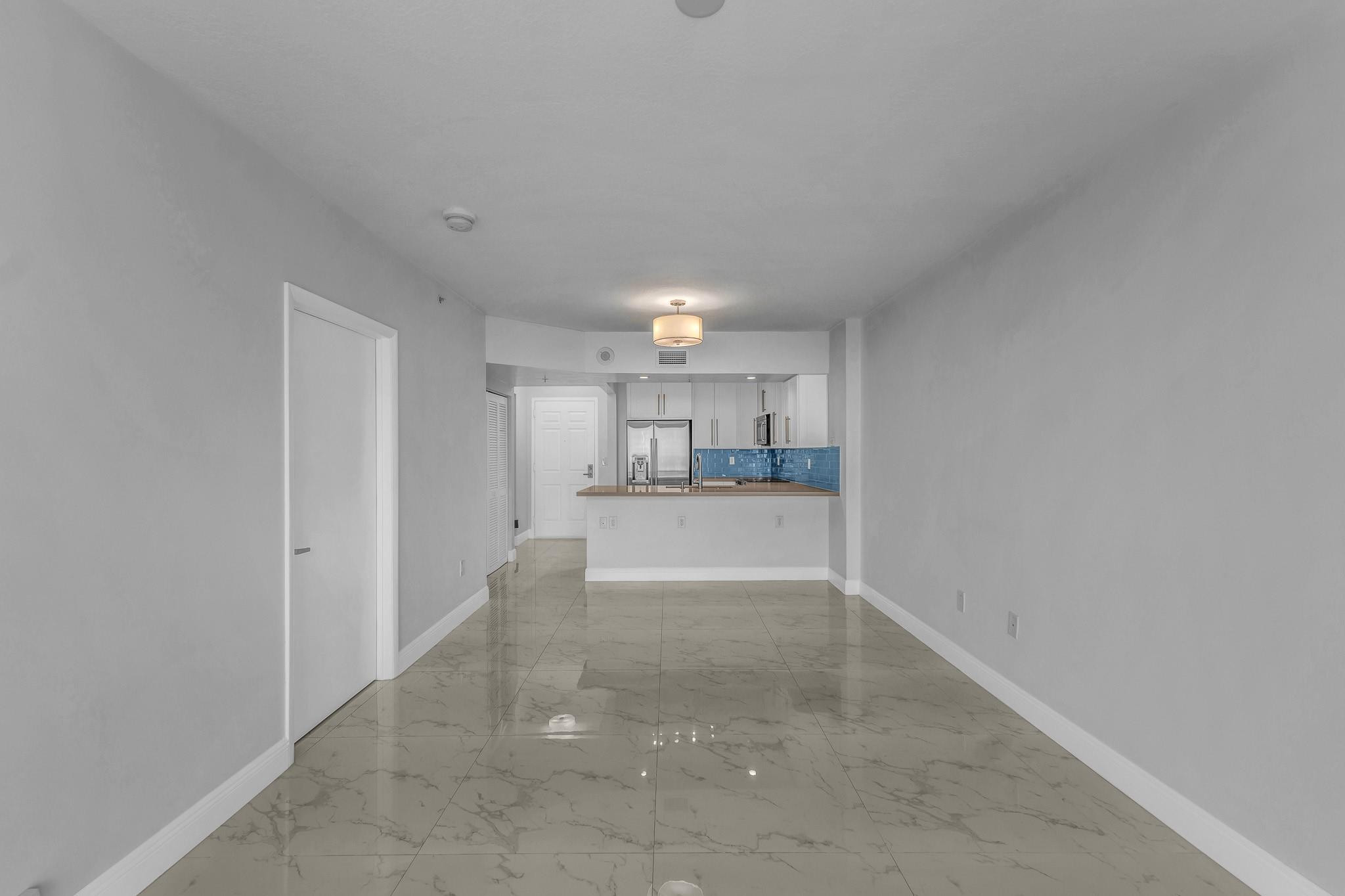 3020 NE 32nd Ave 905