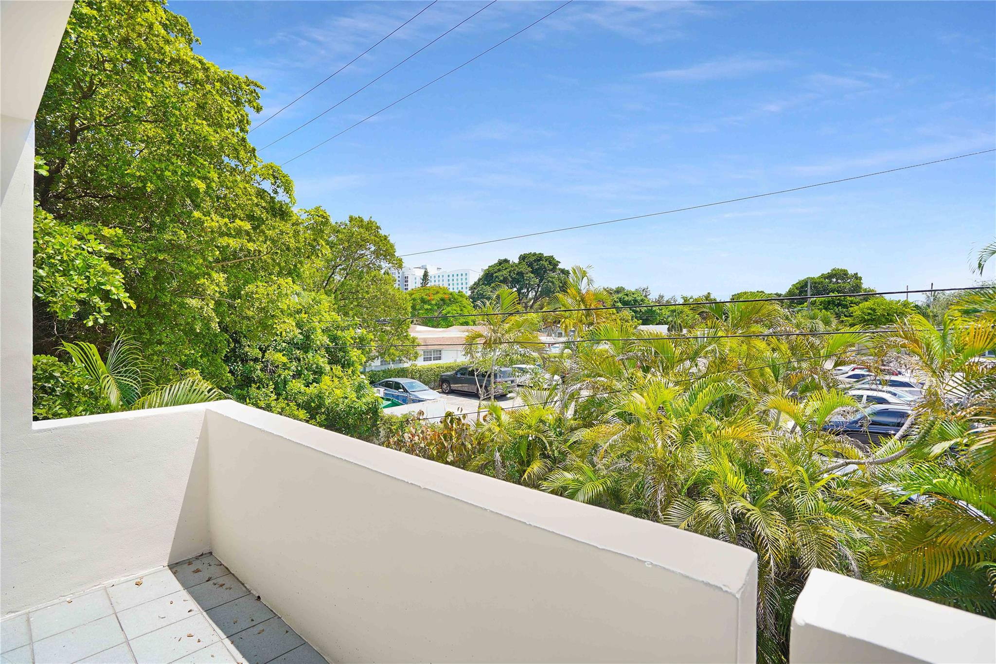 100 SE 21st Street 1-8