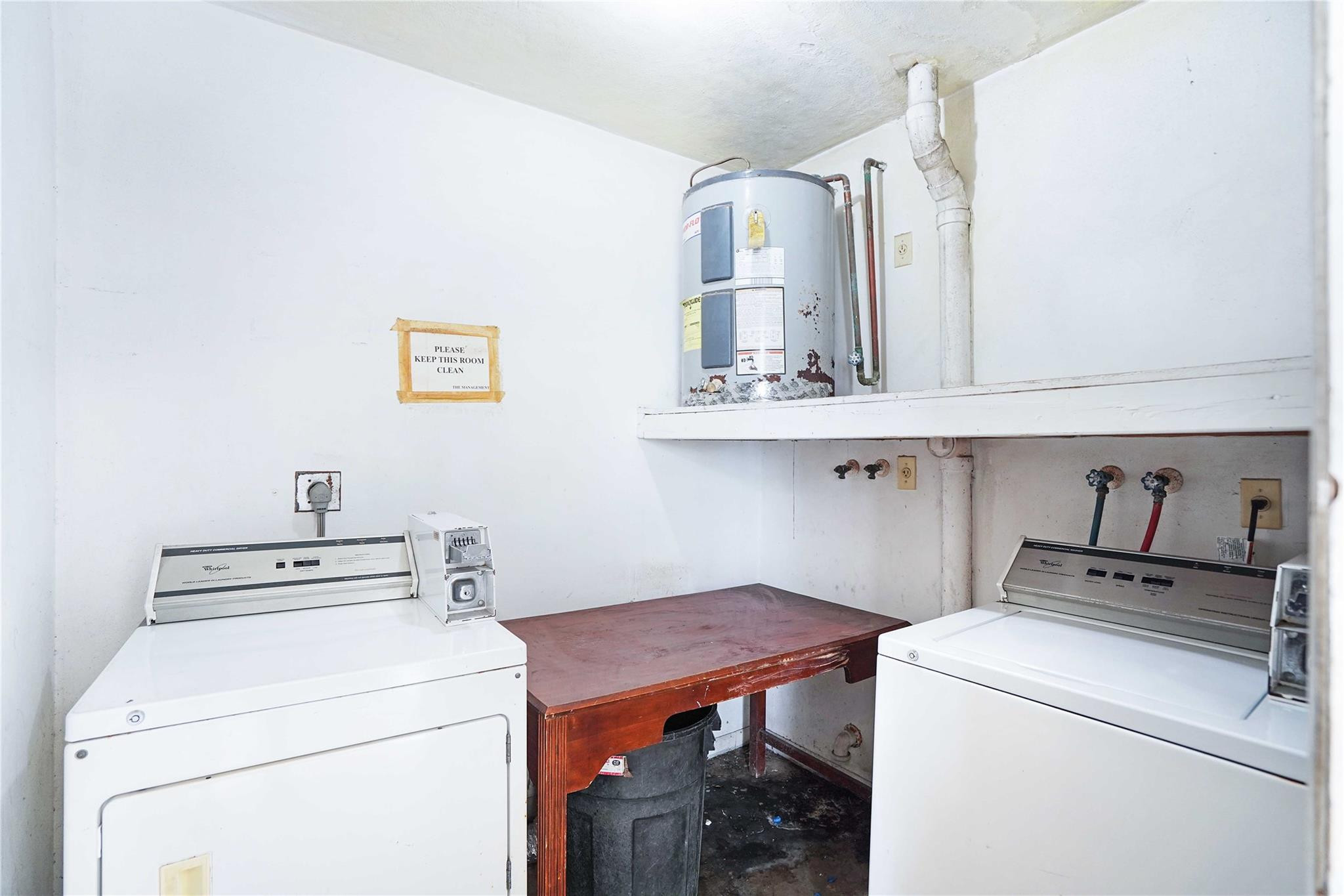100 SE 21st Street 1-8