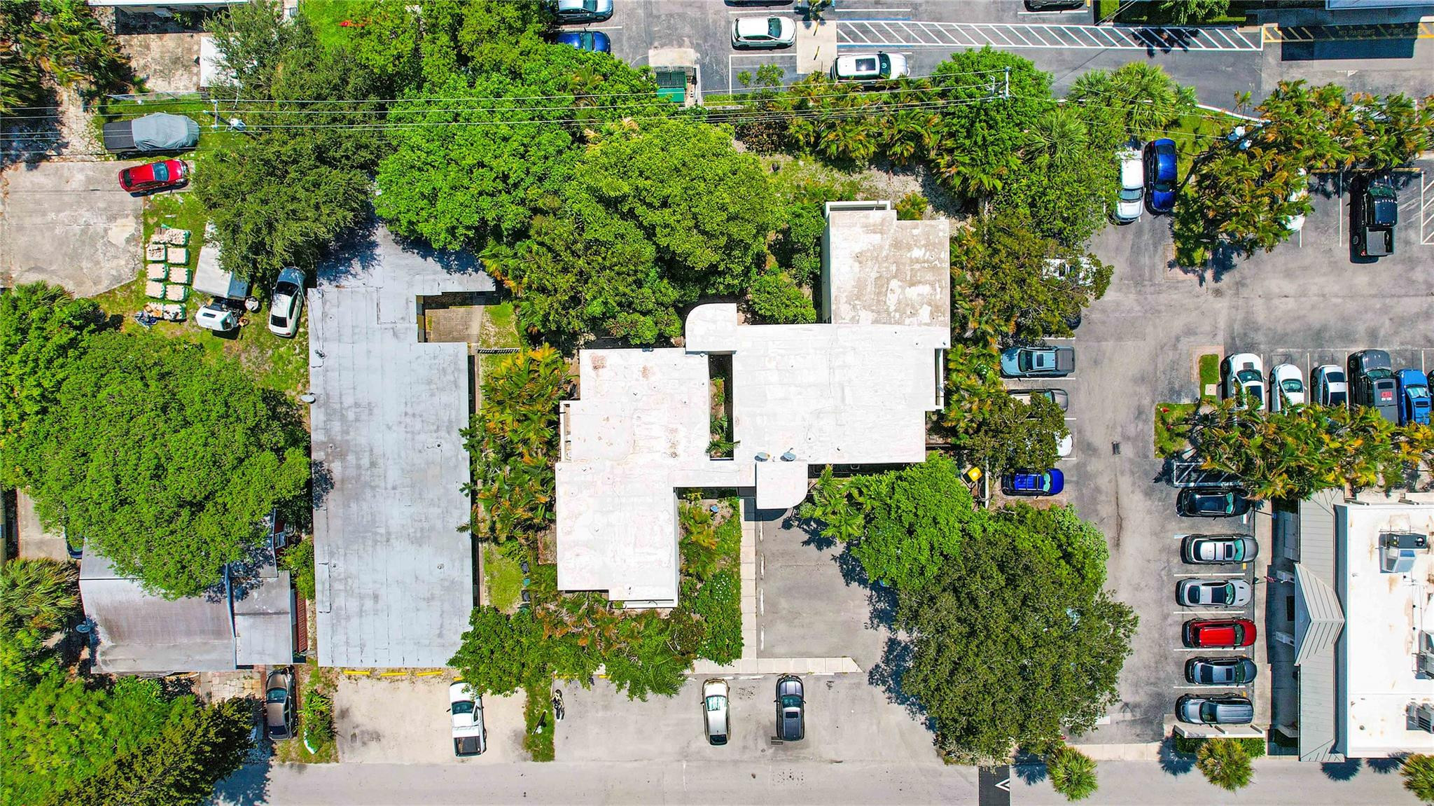 100 SE 21st Street 1-8