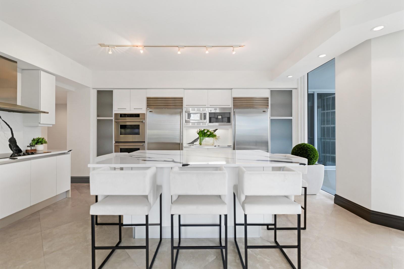 333 Las Olas Way 1610