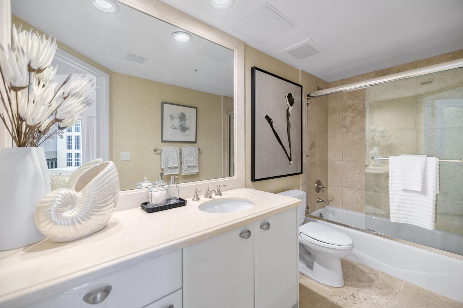 333 Las Olas Way 1610