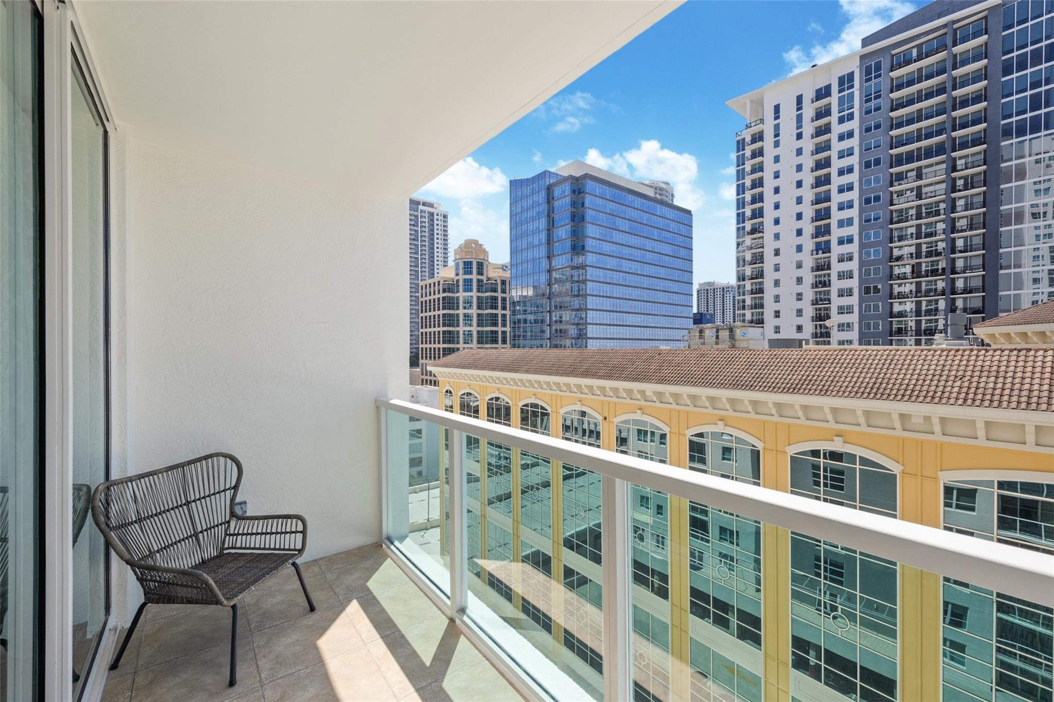 350 SE 2nd St 1580