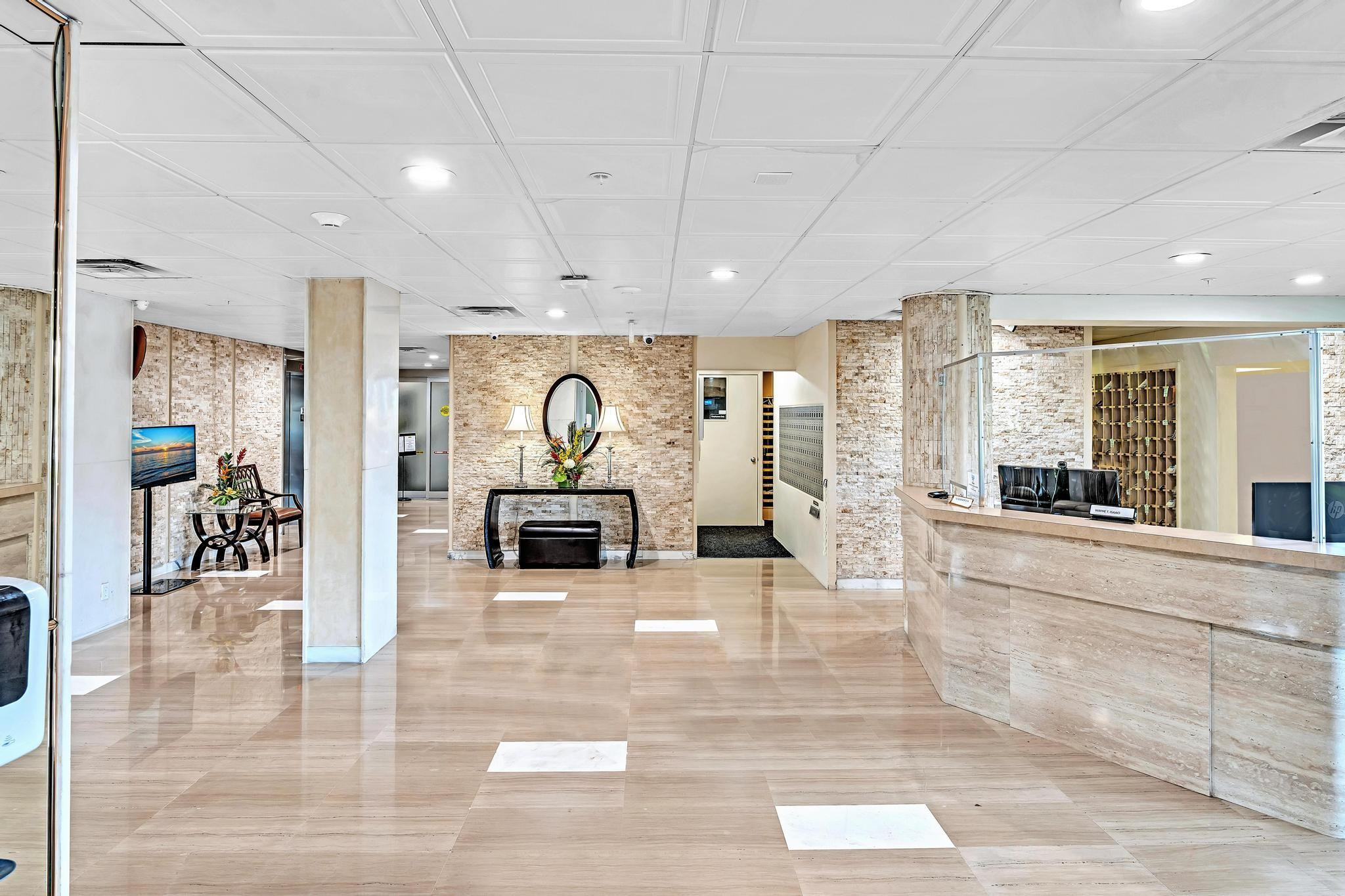 3200 NE 36th Street 1610