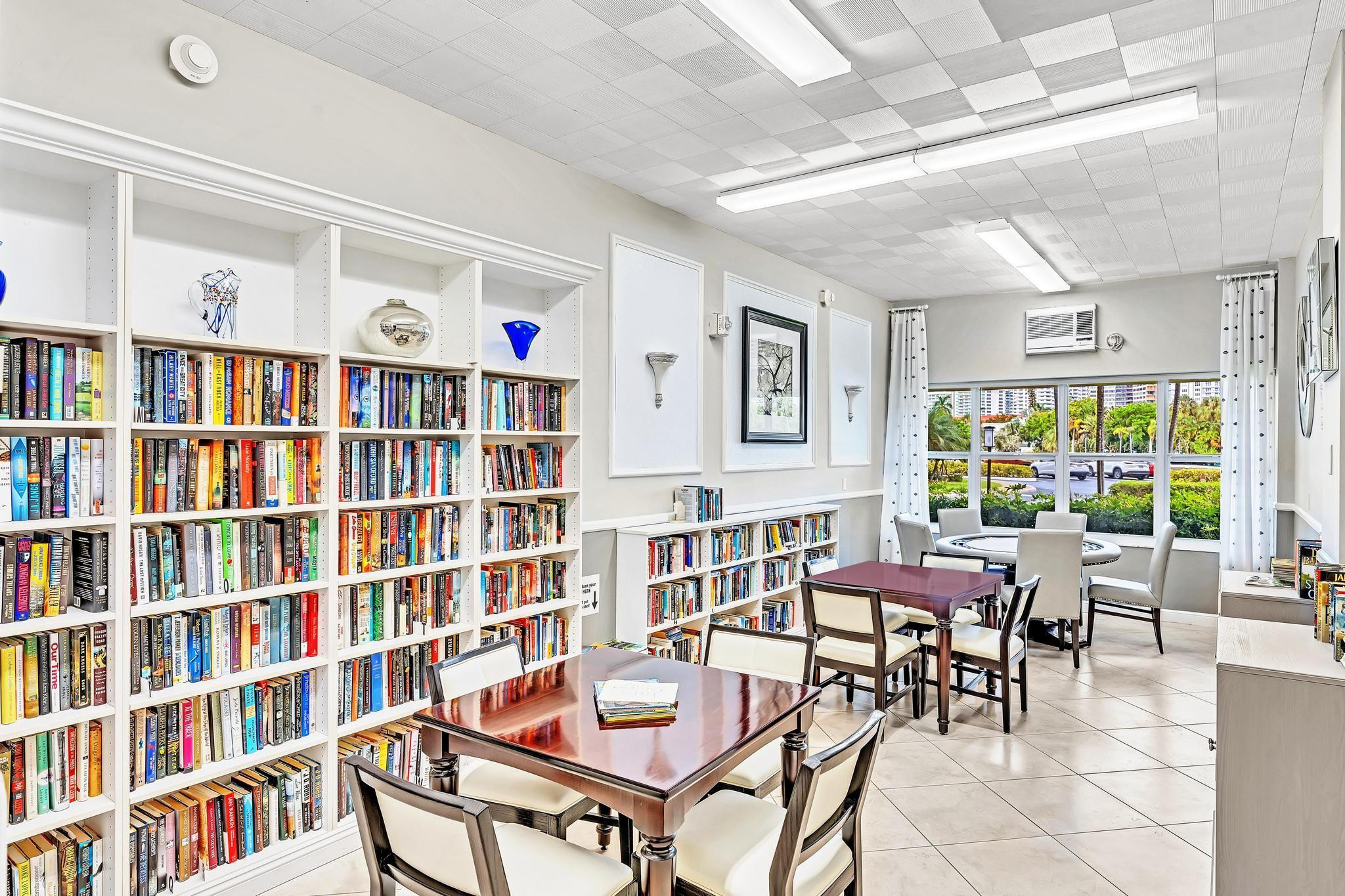 3200 NE 36th Street 1610