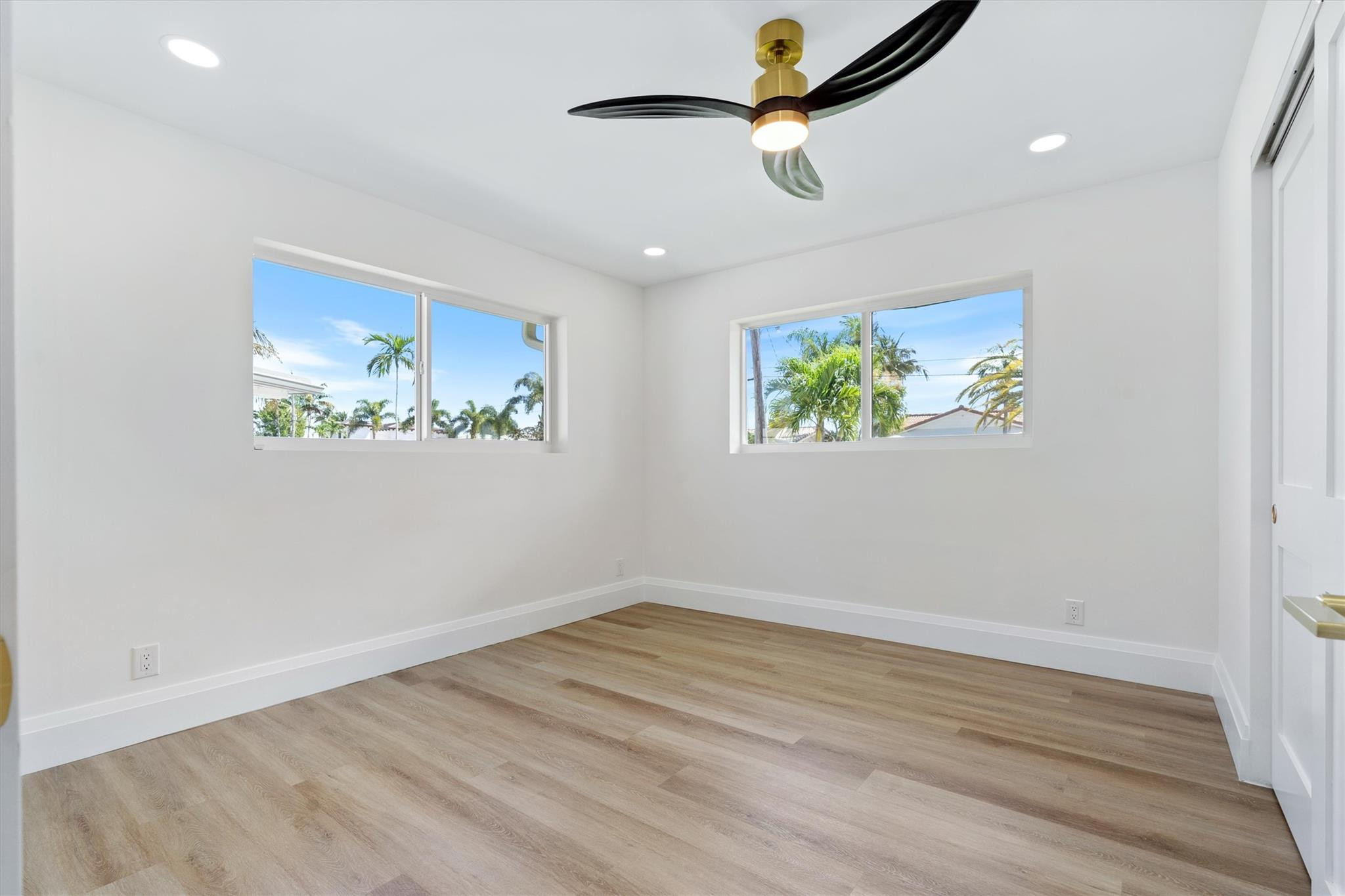 841 SE 5th Ter