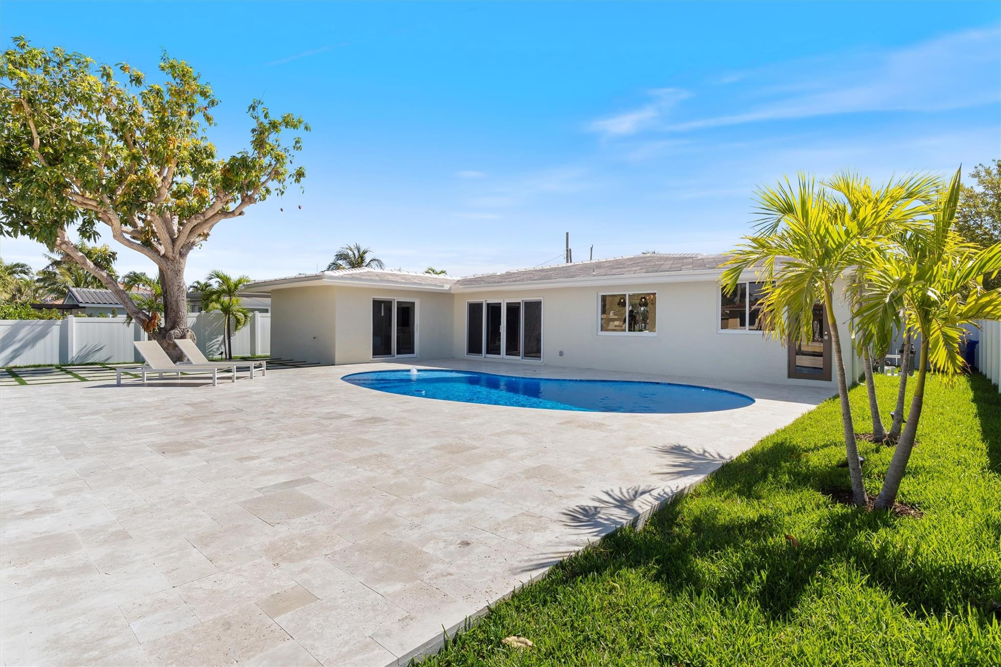 841 SE 5th Ter