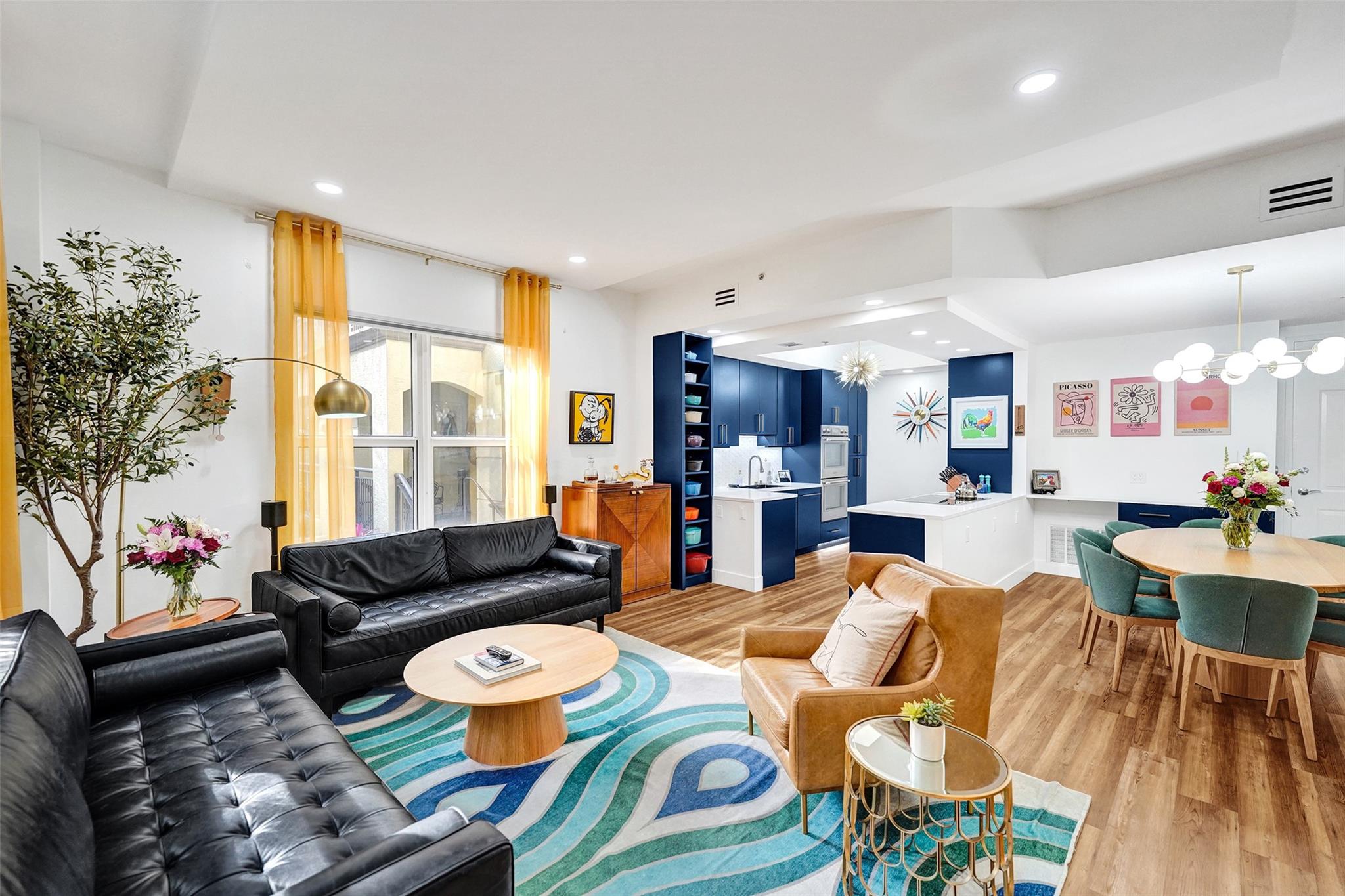 2633 NE 14th Ave 107