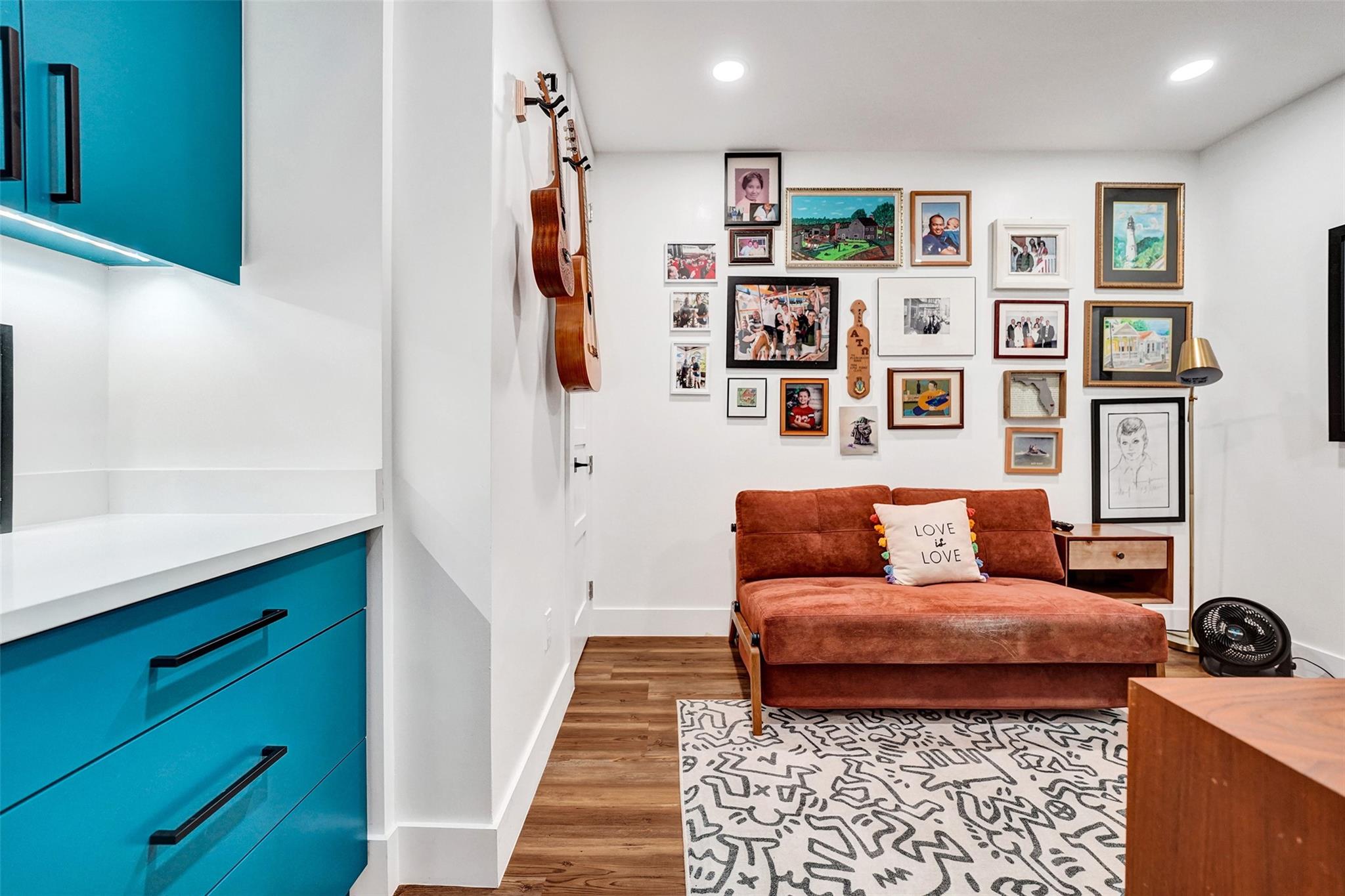 2633 NE 14th Ave 107