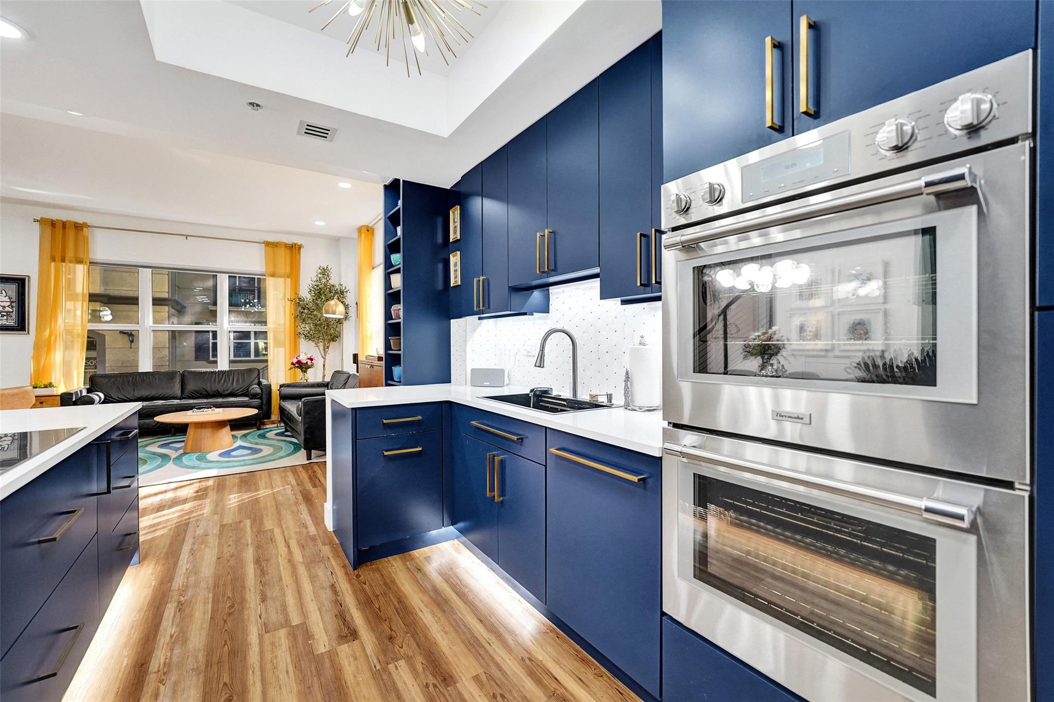 2633 NE 14th Ave 107