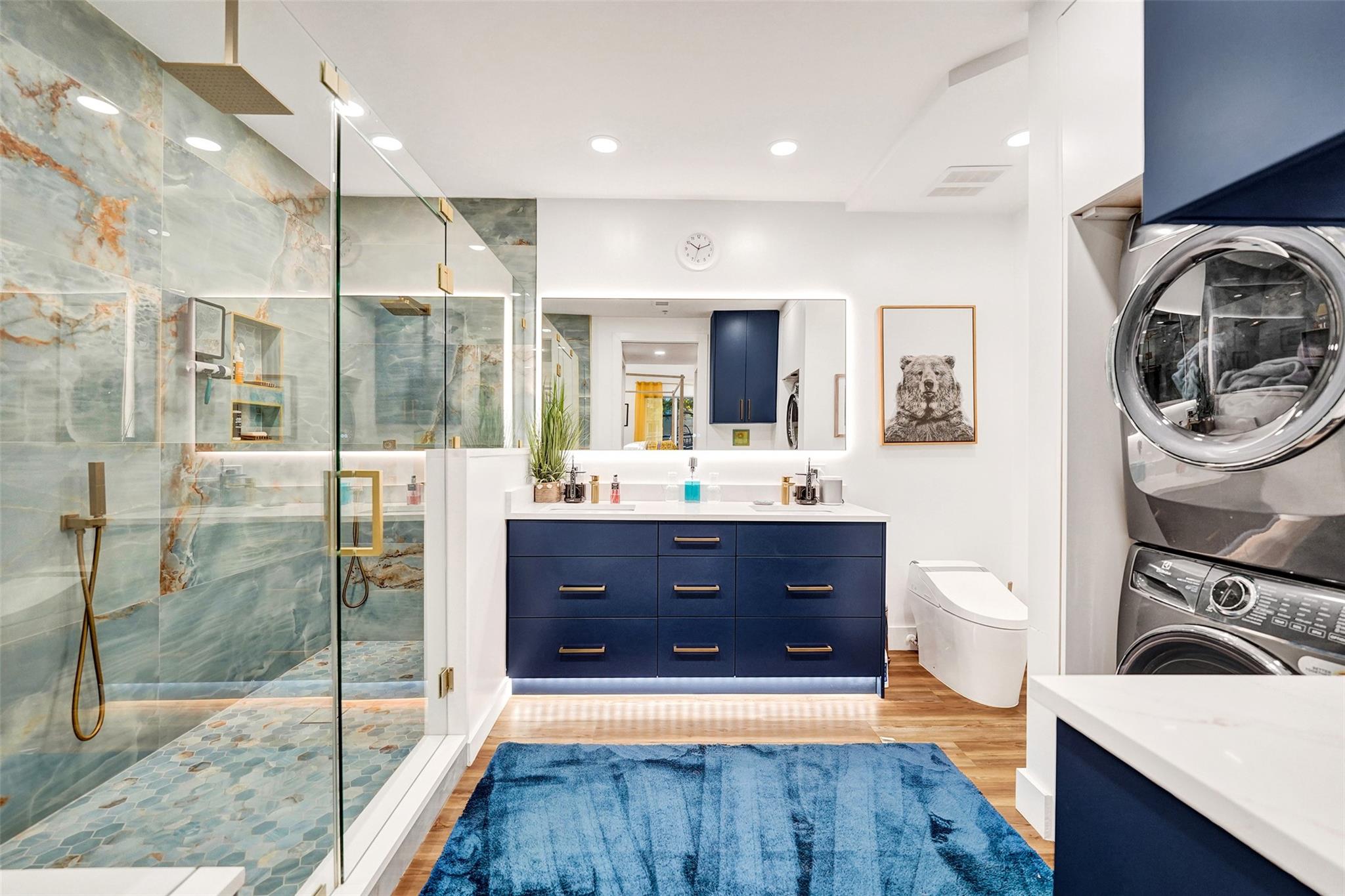 2633 NE 14th Ave 107