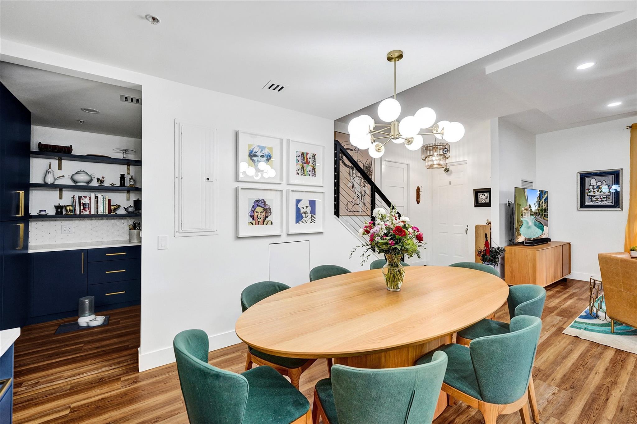 2633 NE 14th Ave 107