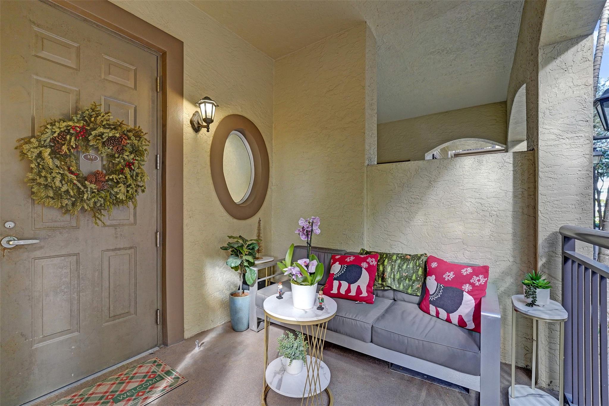 2633 NE 14th Ave 107