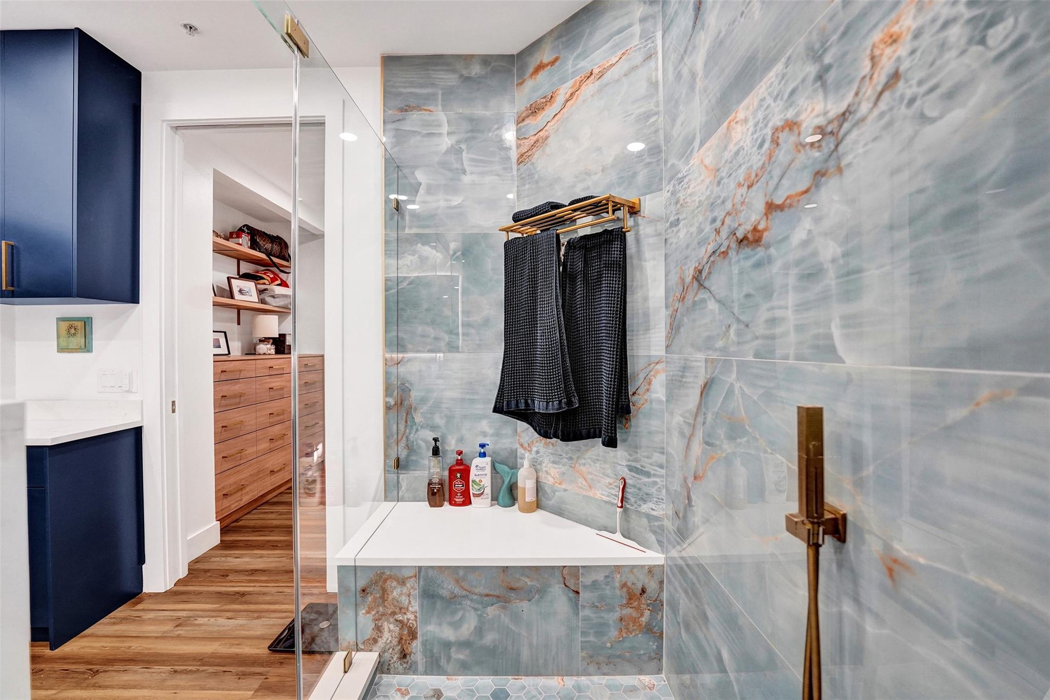 2633 NE 14th Ave 107