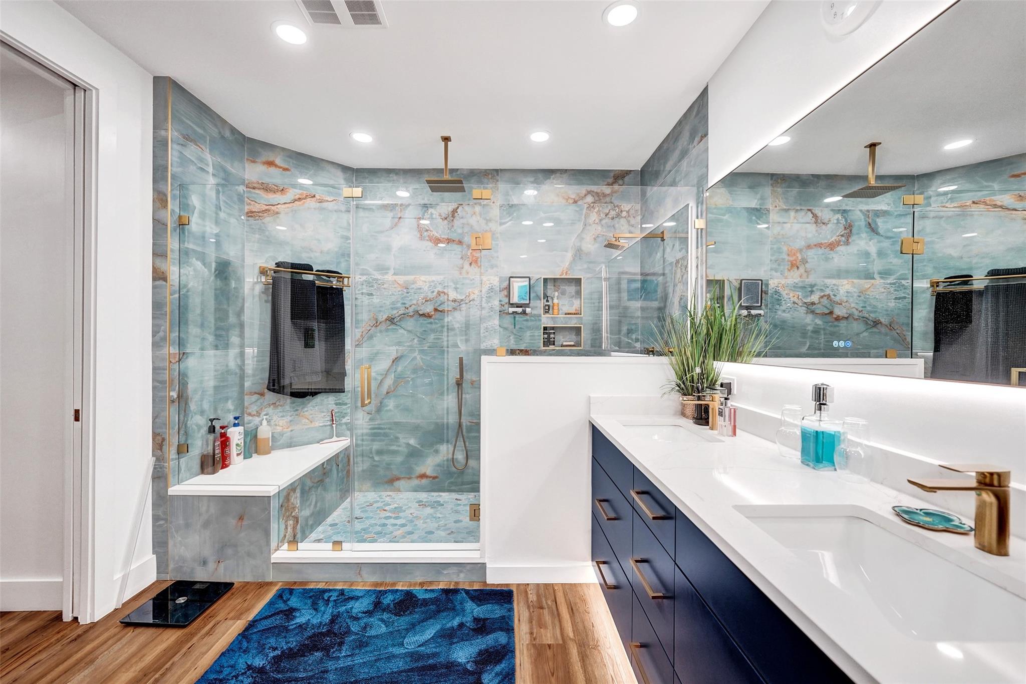 2633 NE 14th Ave 107