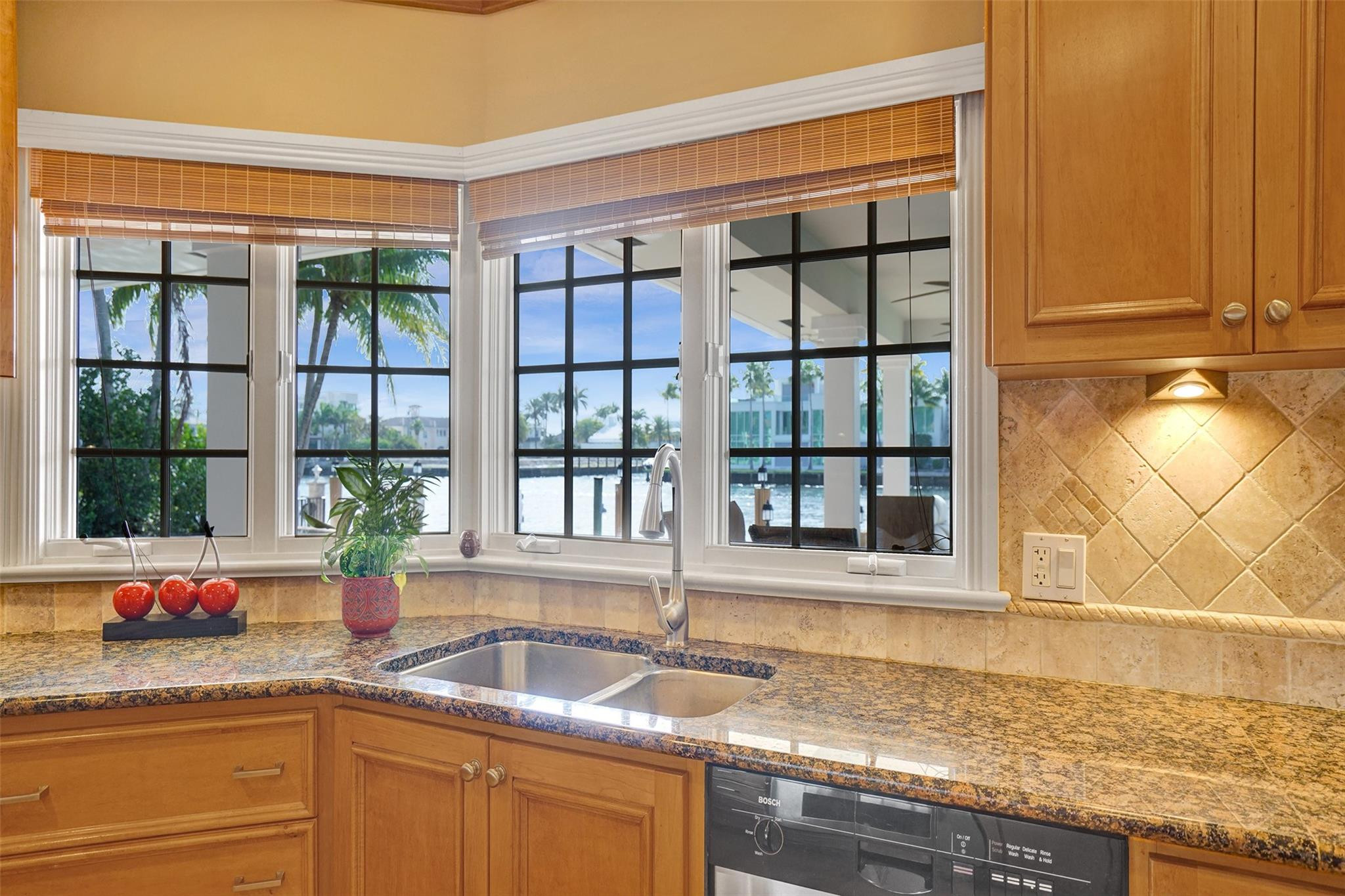 7 Saranac Road, Sea Ranch Lakes