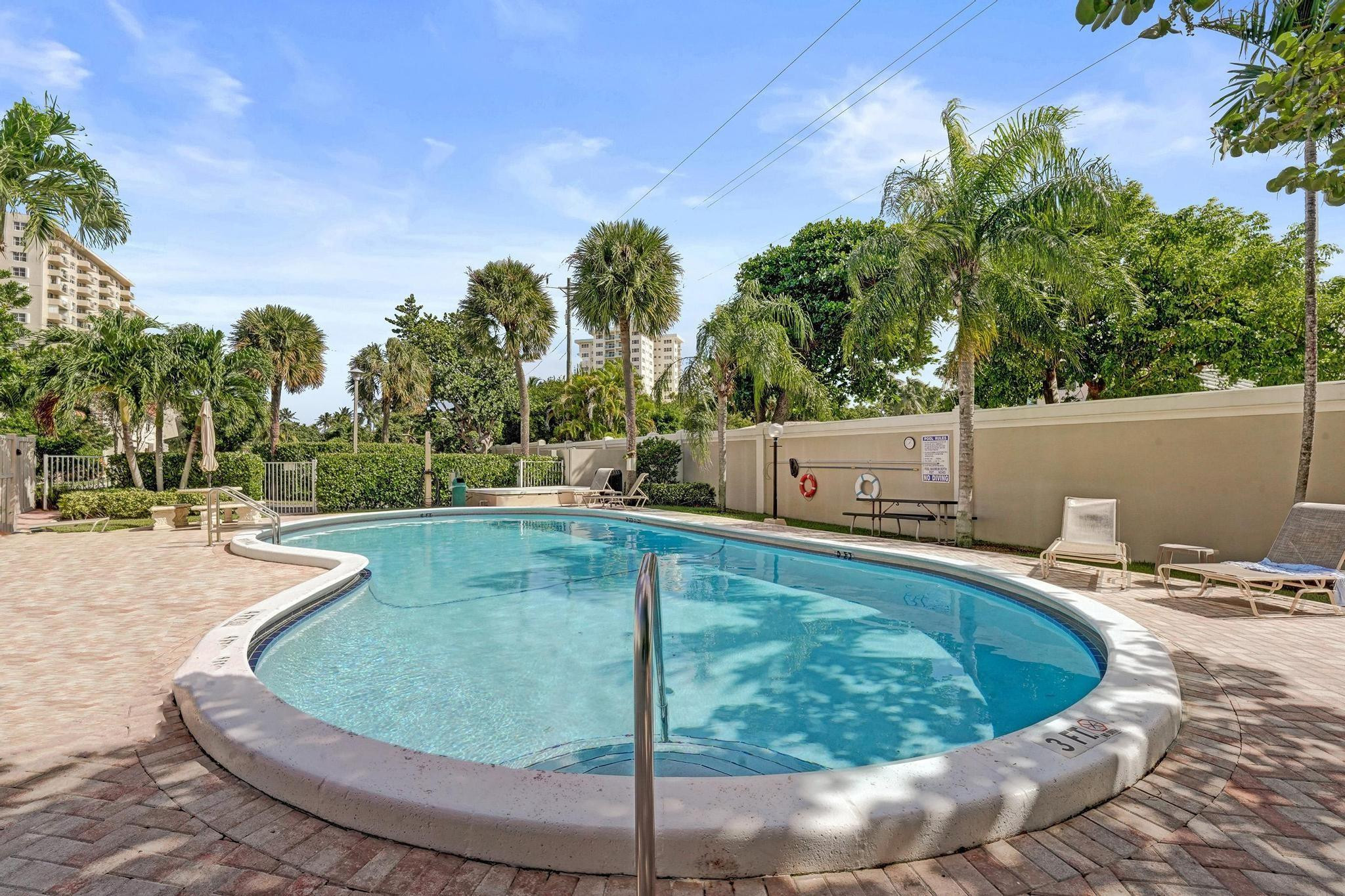 5555 N Ocean Boulevard 86, Lauderdale-By-The-Sea Unit: 86