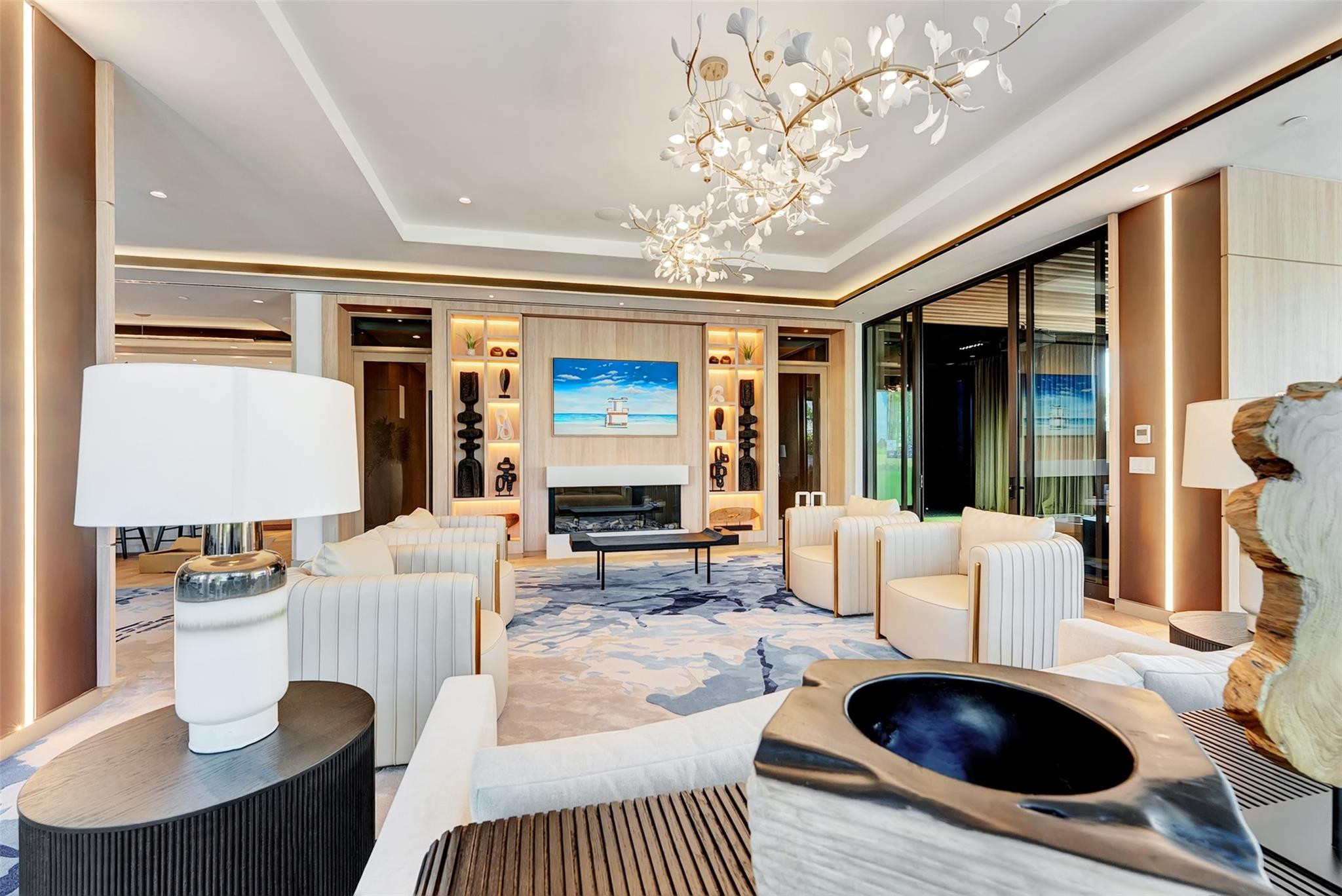 151 N Seabreeeze Boulevard 504