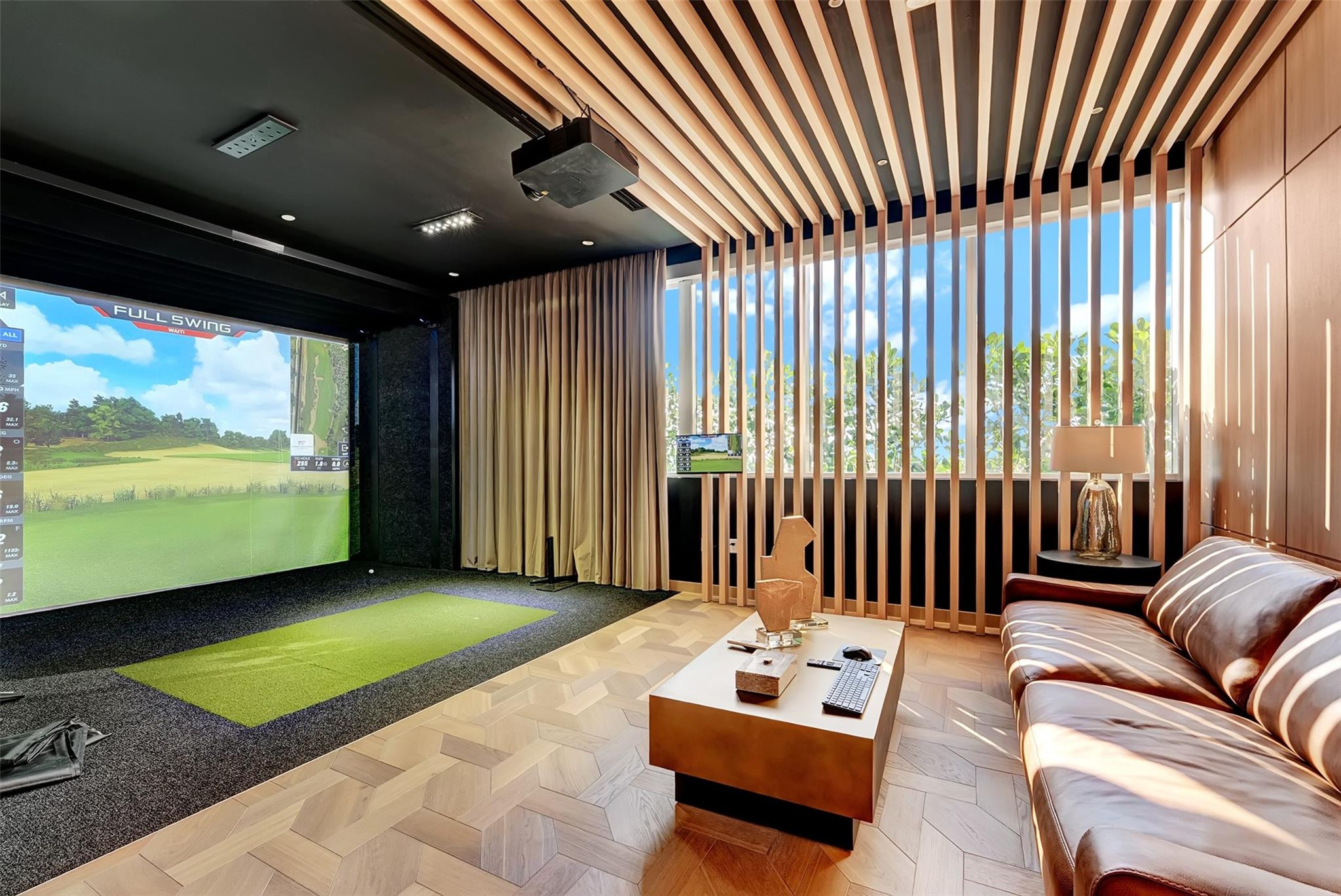 151 N Seabreeeze Boulevard 504