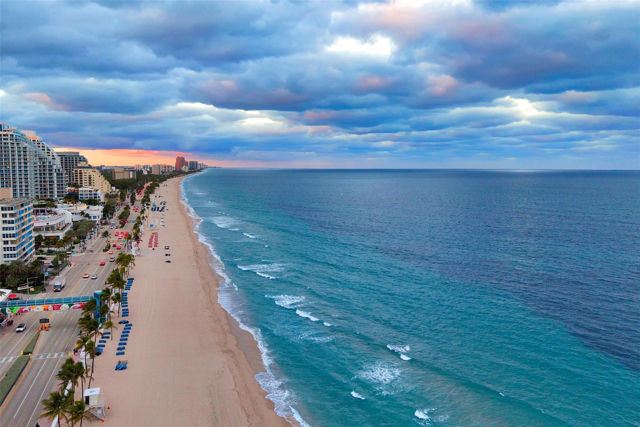 151 N Seabreeeze Boulevard 504