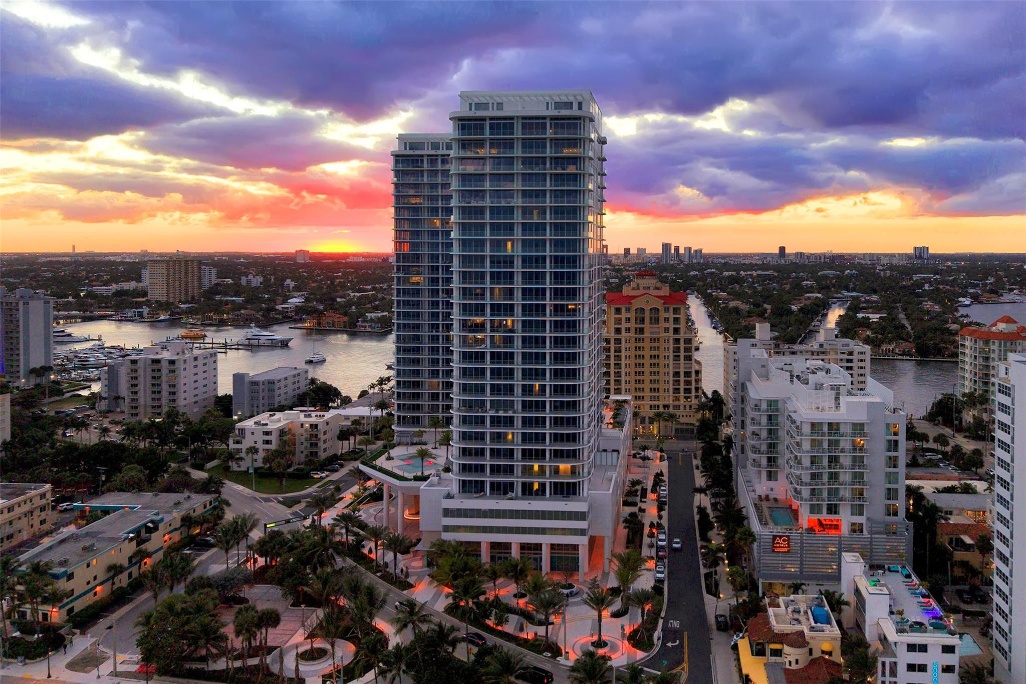 151 N Seabreeeze Boulevard 504