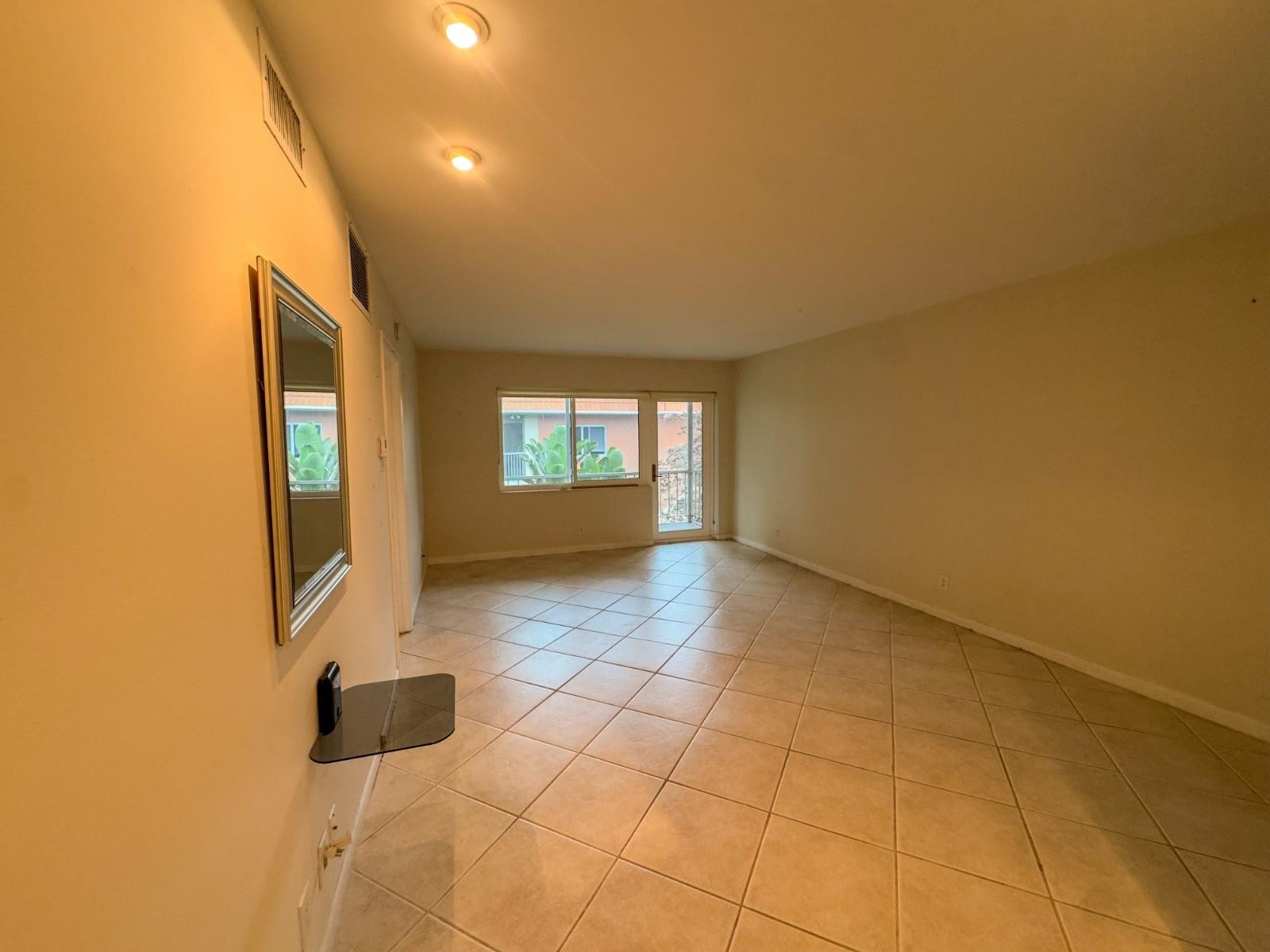 119 NE 19th Court 203G, Wilton Manors Unit: 203G