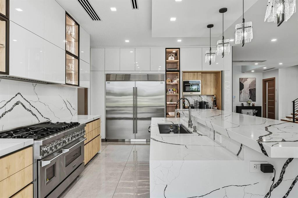 2581 NE 50th Street