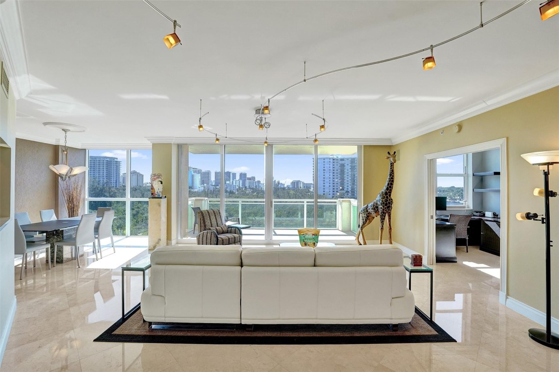 2845 NE 9th Street 603