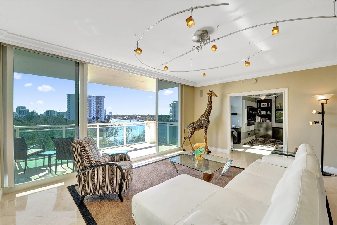 2845 NE 9th Street 603