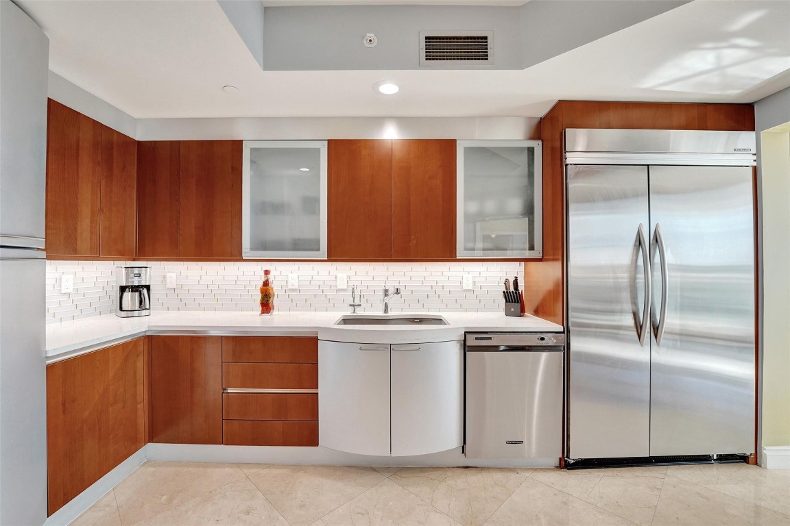 2845 NE 9th Street 603