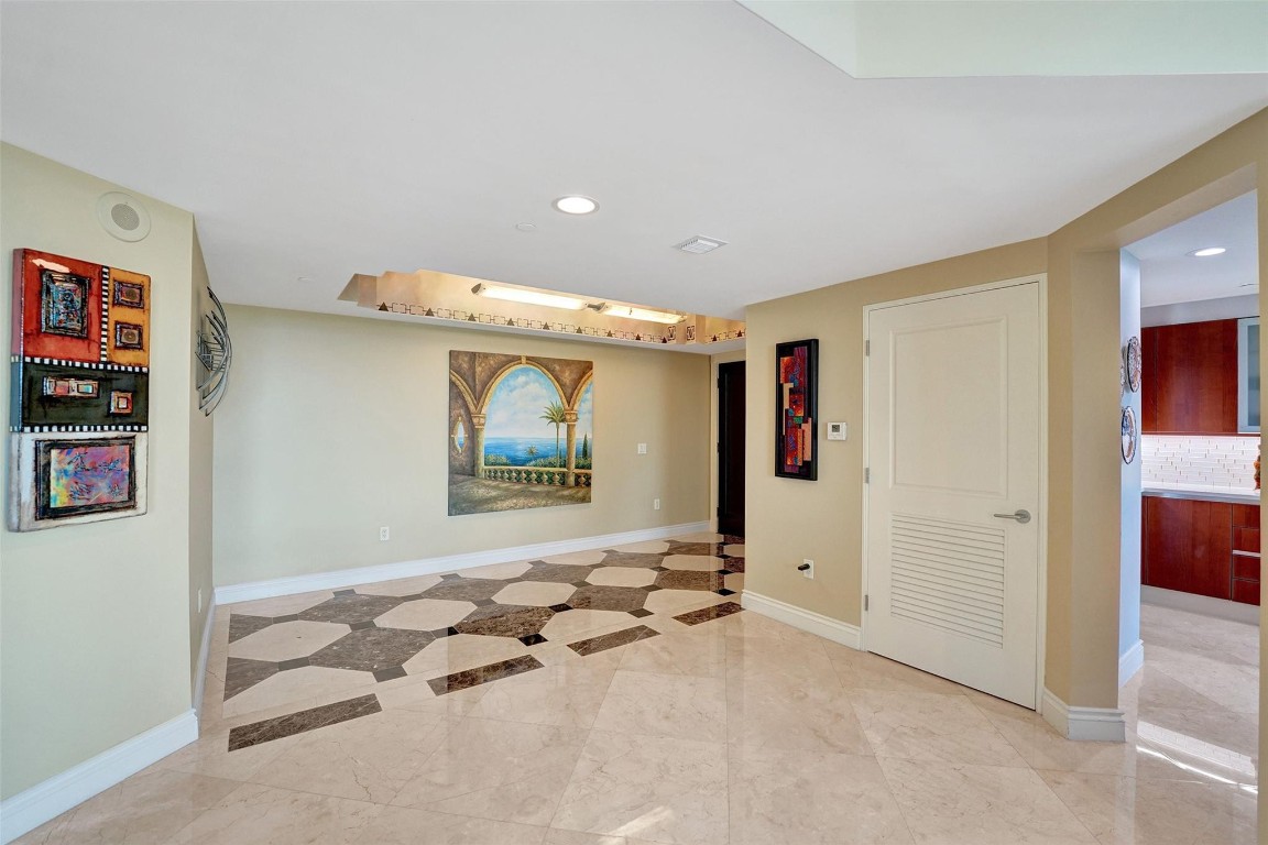 2845 NE 9th Street 603