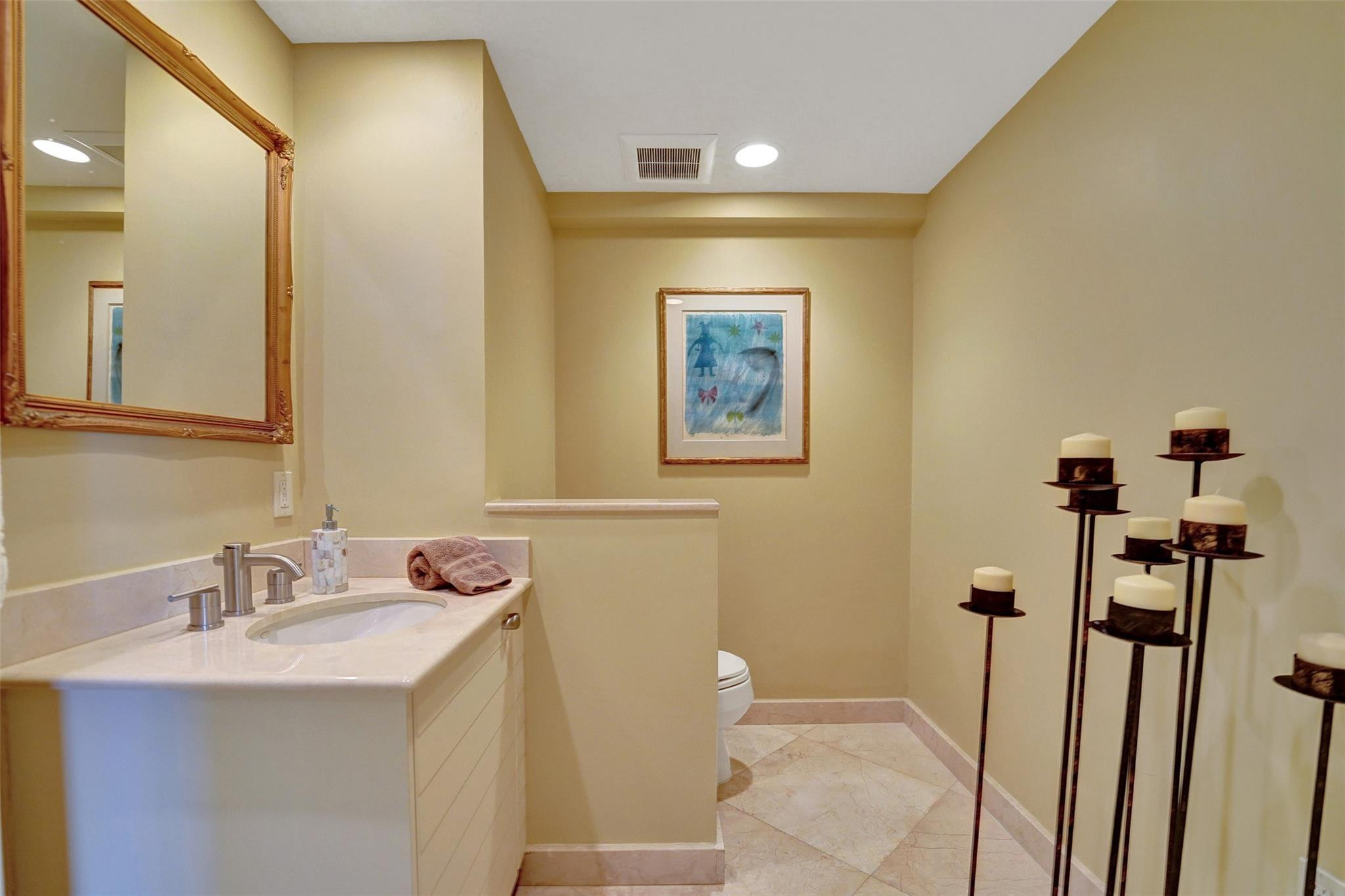 2845 NE 9th Street 603
