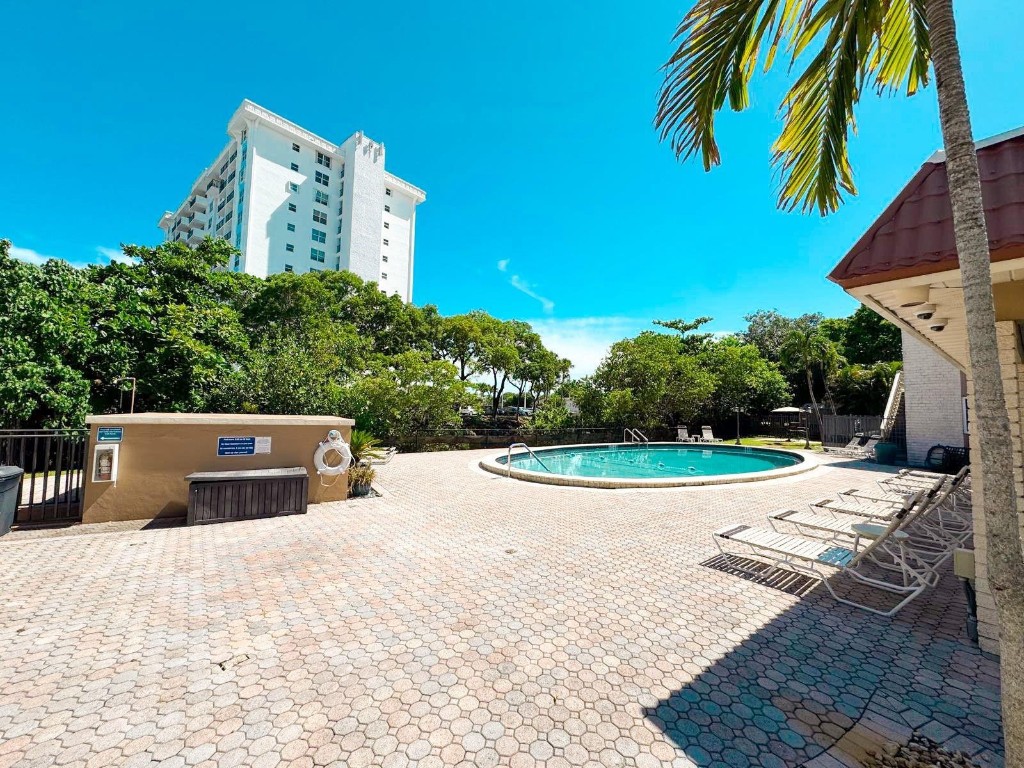 12 NE 19th Court 204A