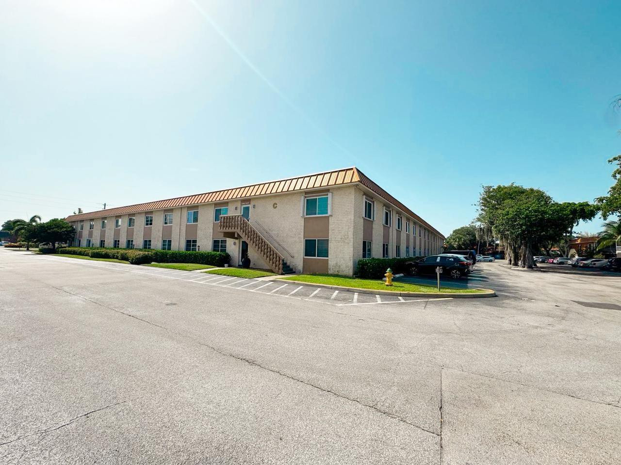 12 NE 19th Court 204A