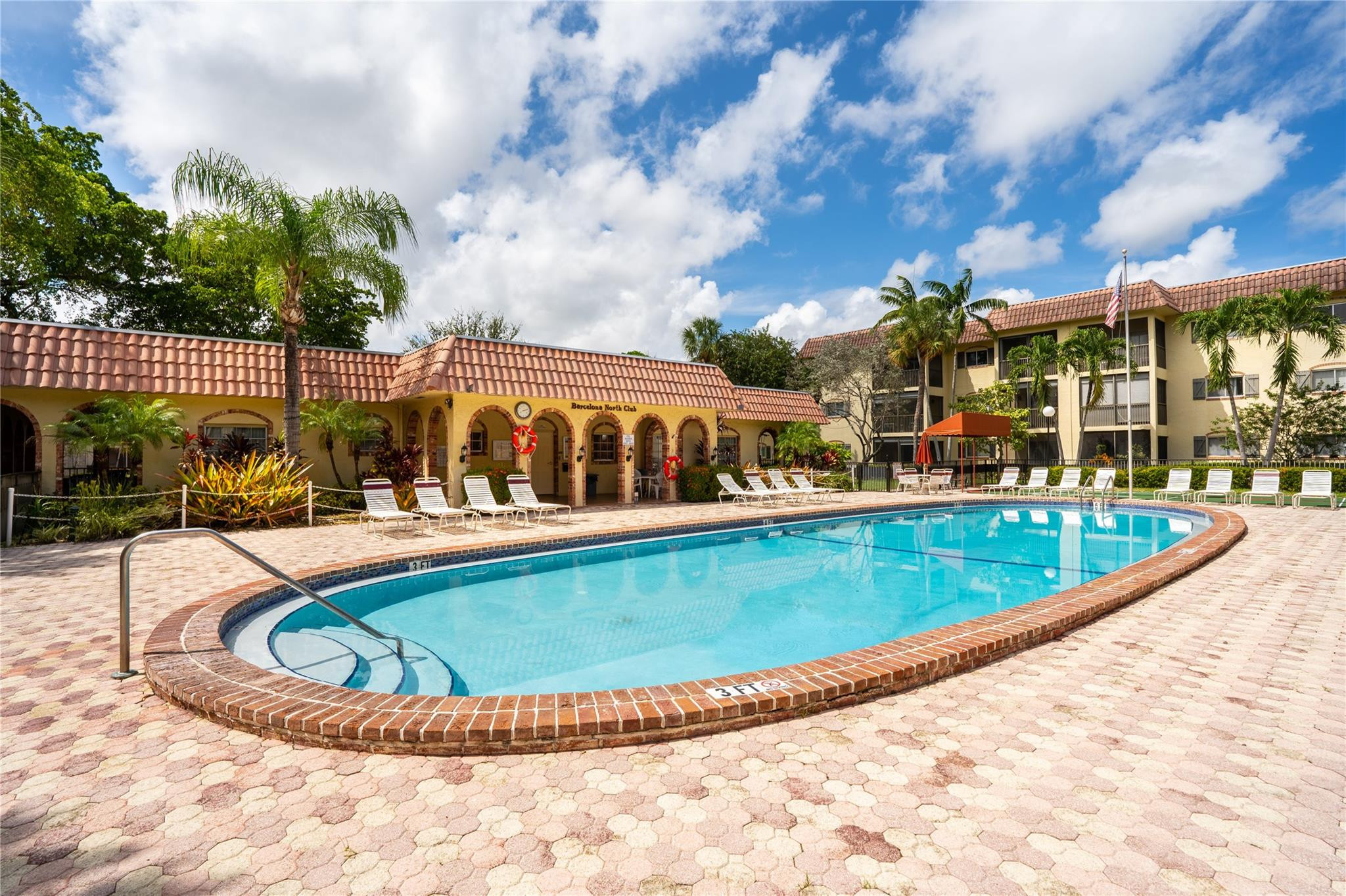 253 S Cypress Road 202