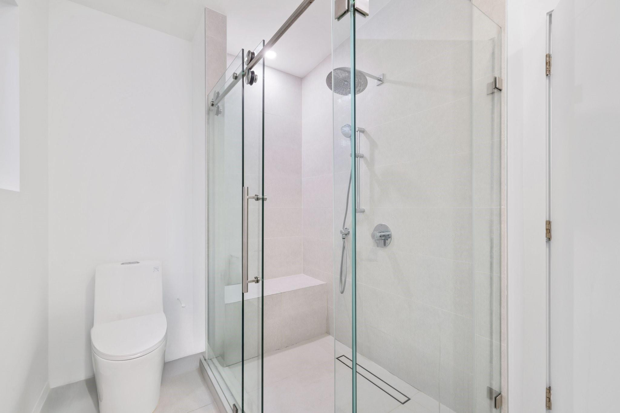 1124 NE 2nd Avenue 1124