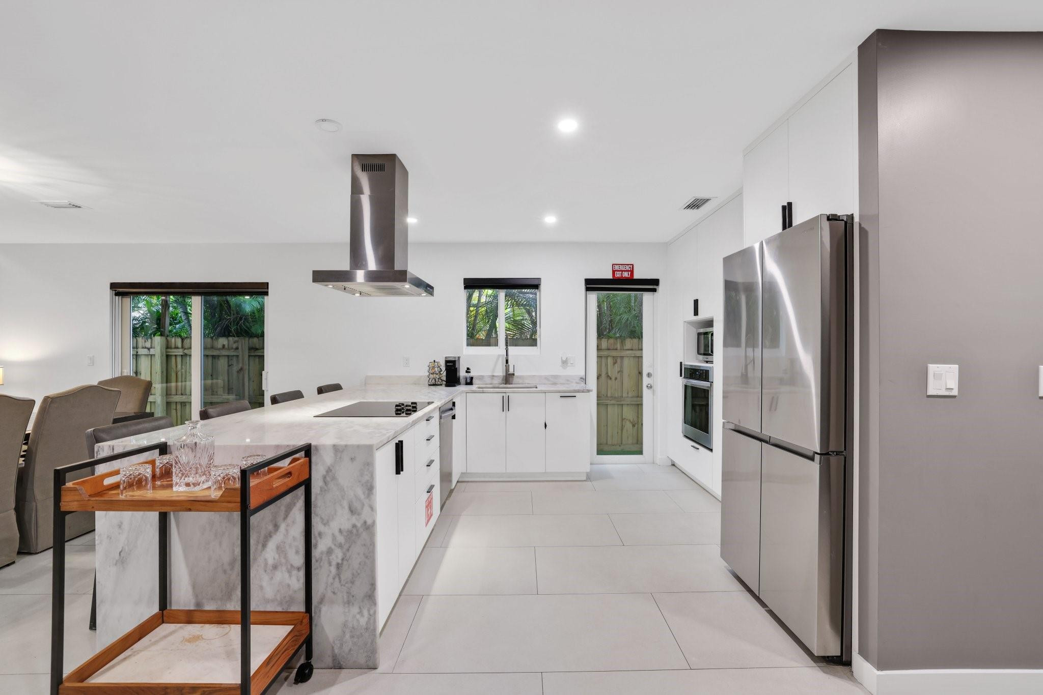 1124 NE 2nd Avenue 1124