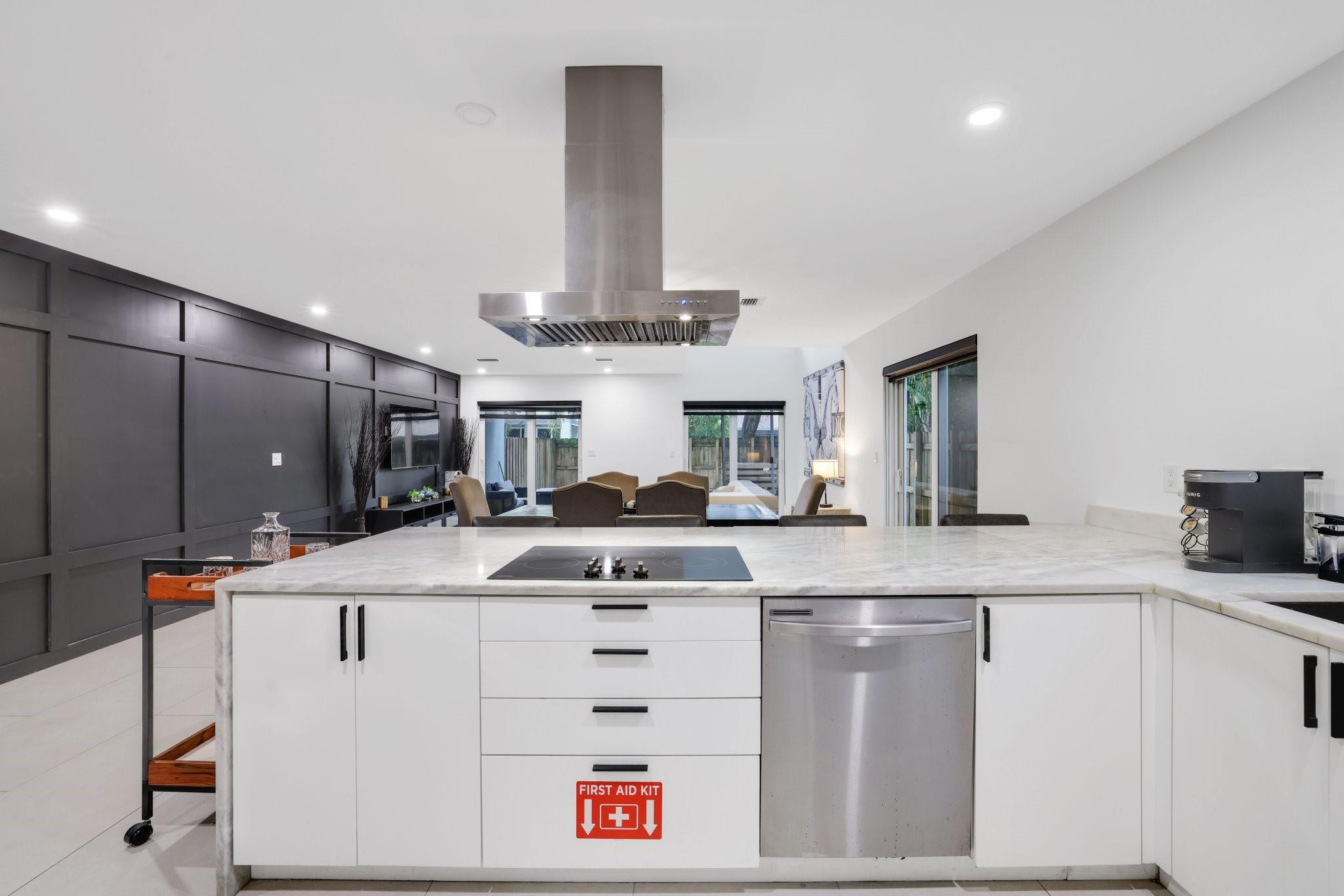 1124 NE 2nd Avenue 1124