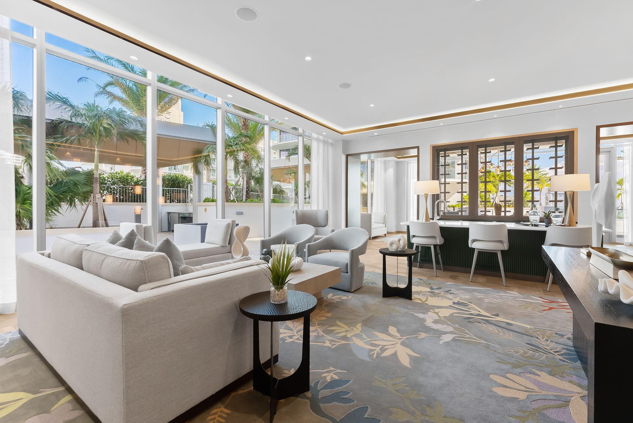 153 N Seabreeze 2404-S