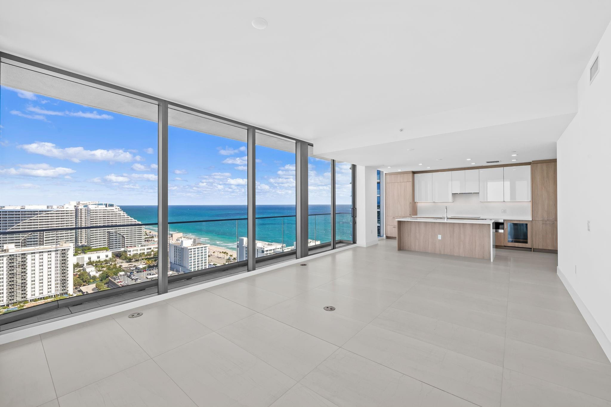 153 N Seabreeze 2404-S