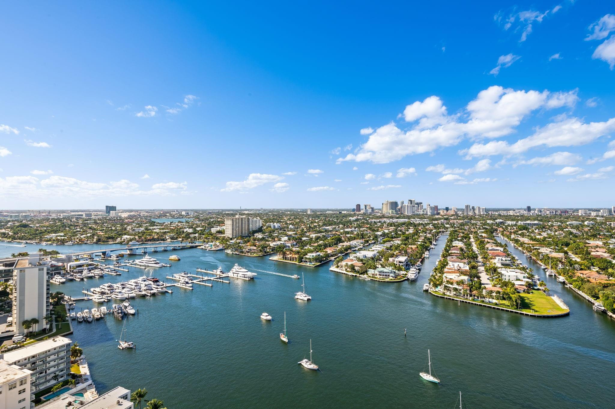 153 N Seabreeze 2404-S