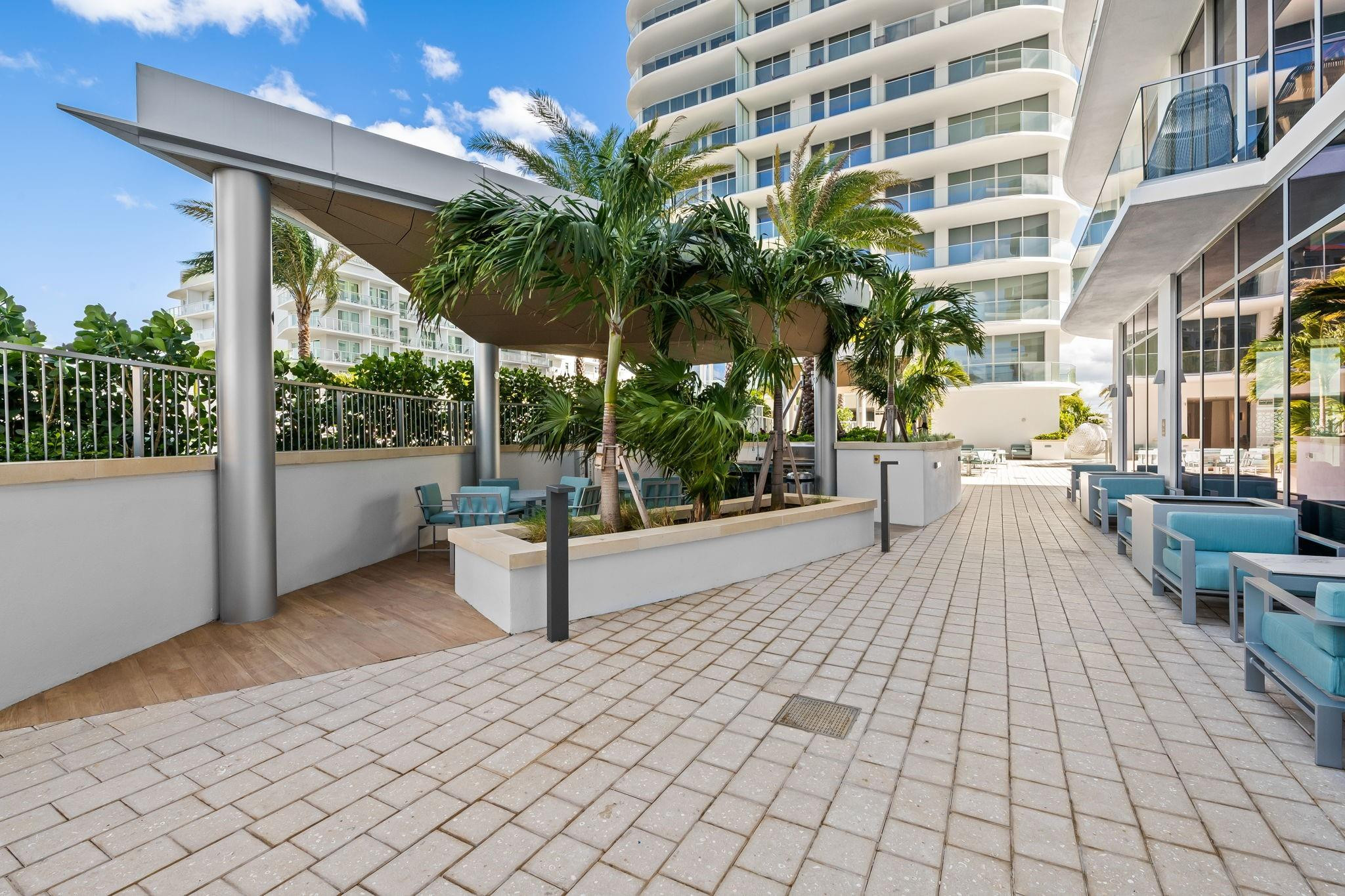 153 N Seabreeze 2404-S