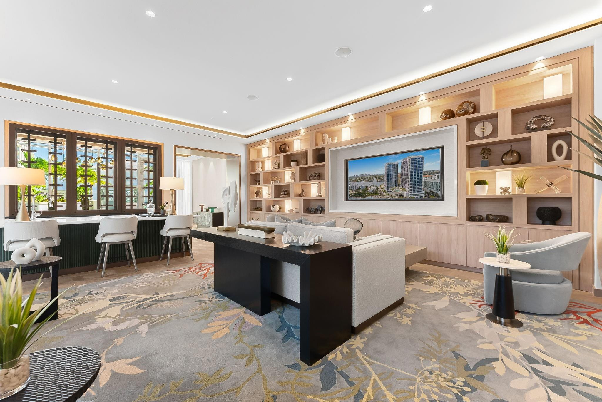 153 N Seabreeze 2404-S
