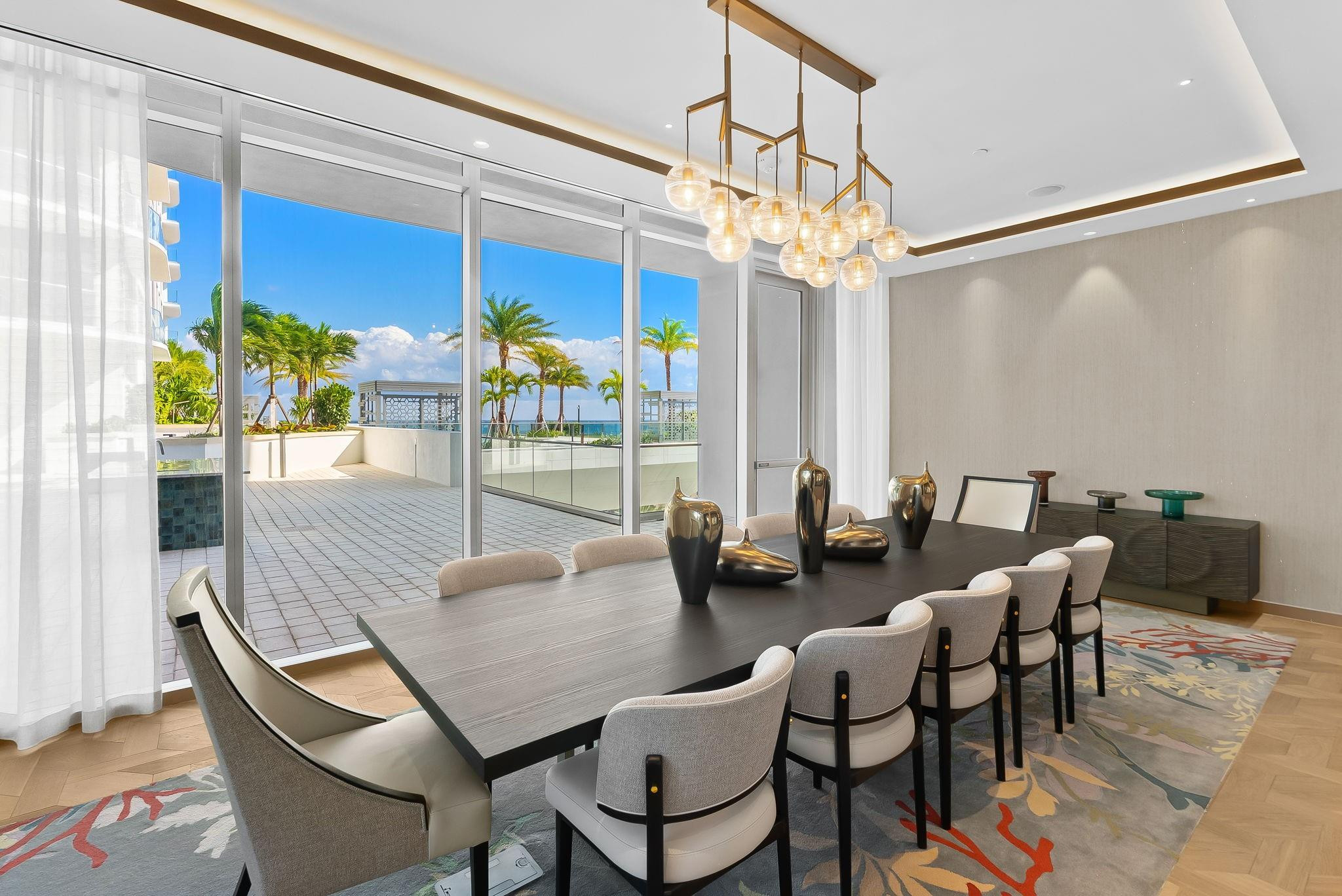 153 N Seabreeze 2404-S